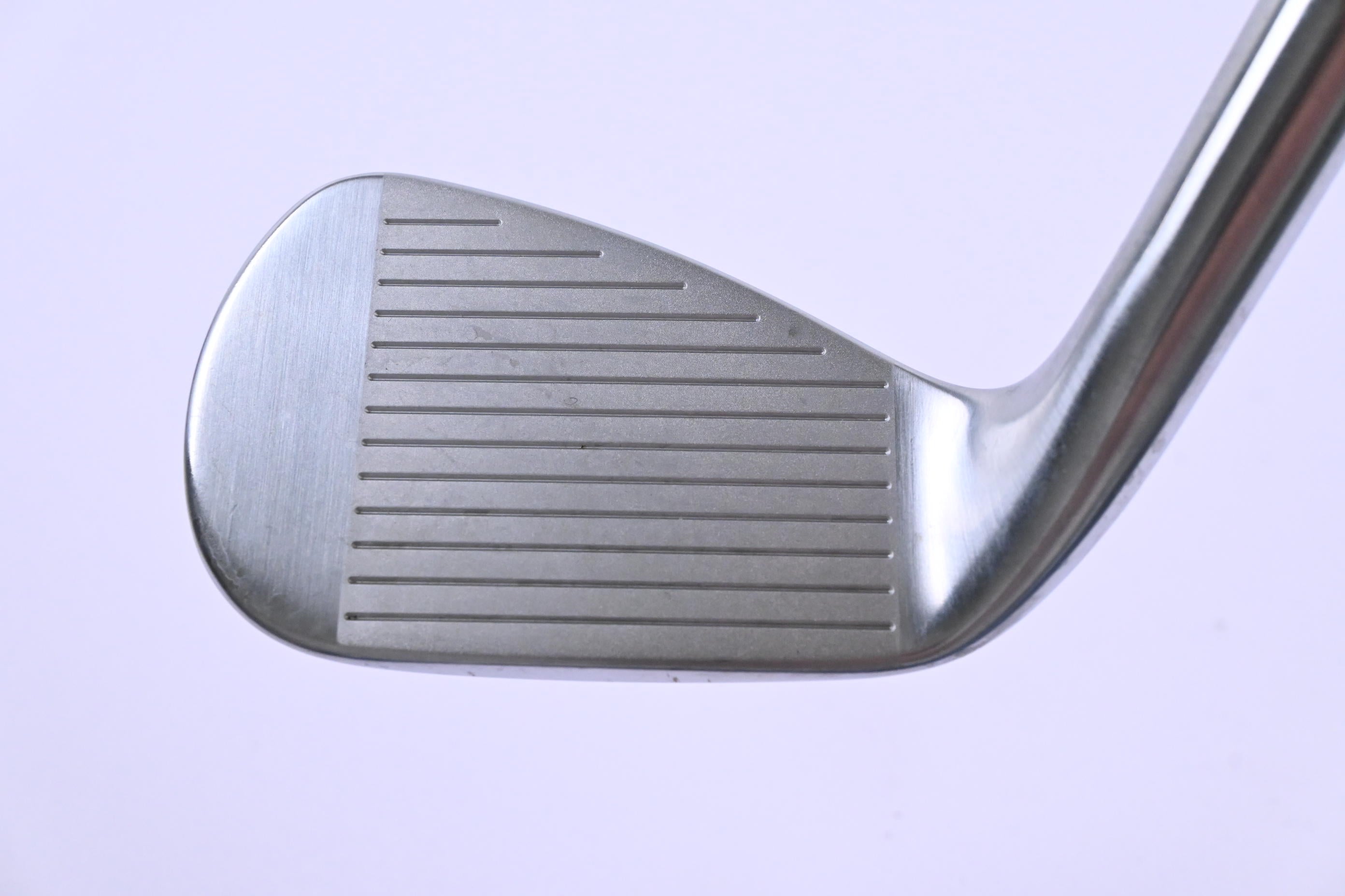 Titleist 620 MB #8 Iron / X-Flex Dynamic Gold X100 Shaft