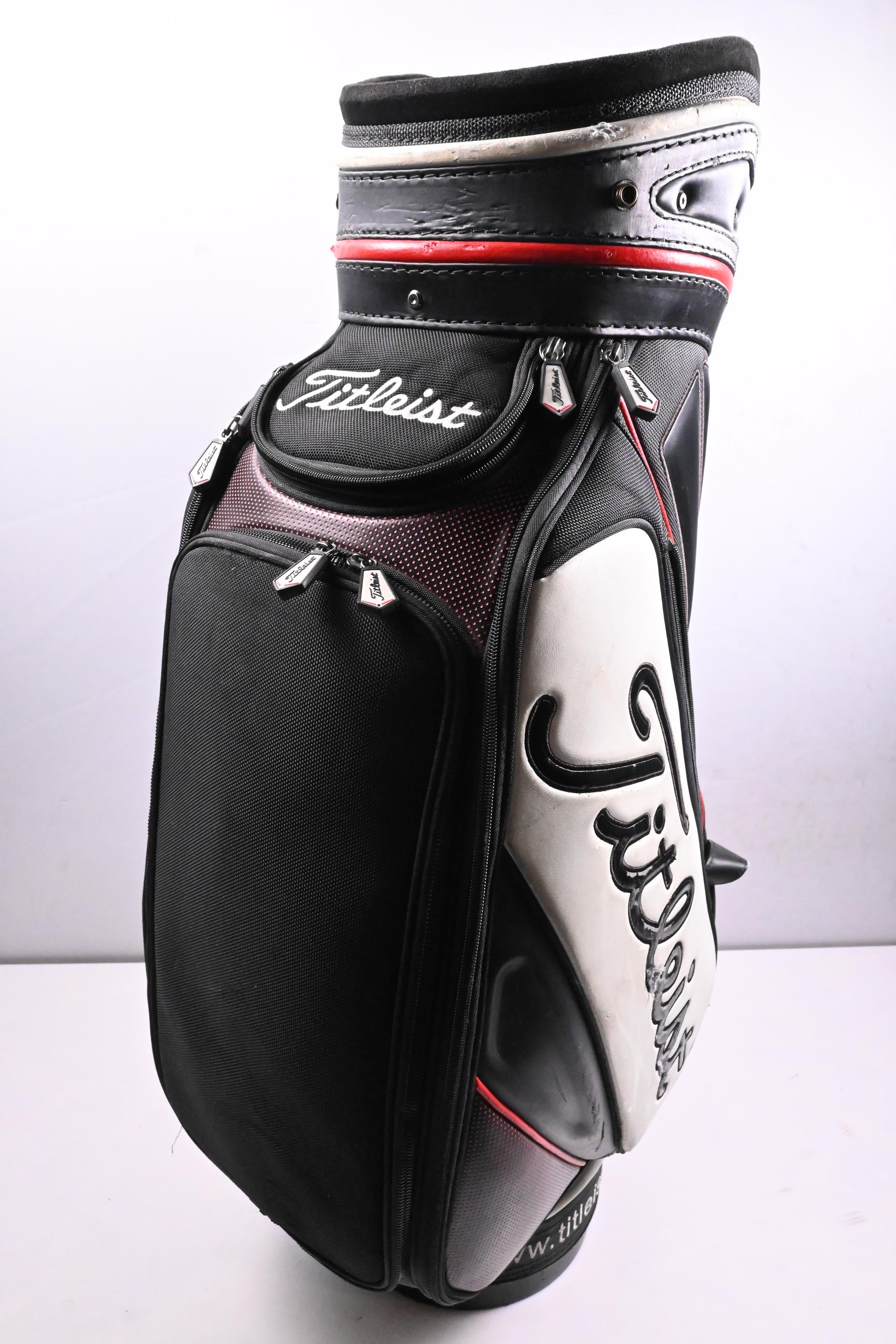 Titleist Tour Bag / 6-Way Divider / Black, White, Red