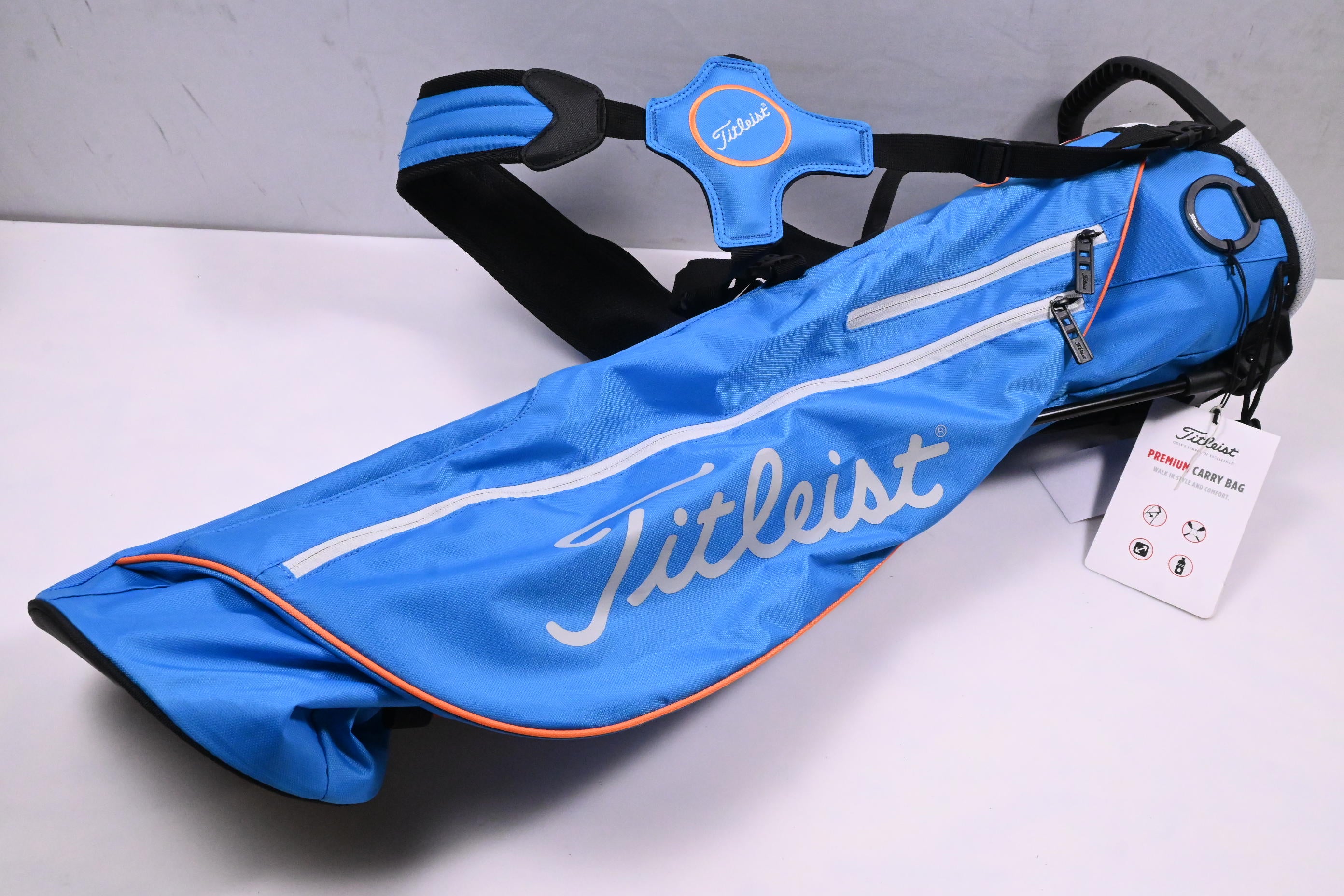 Titleist Premium Carry Bag / 3-Way Divider / Blue
