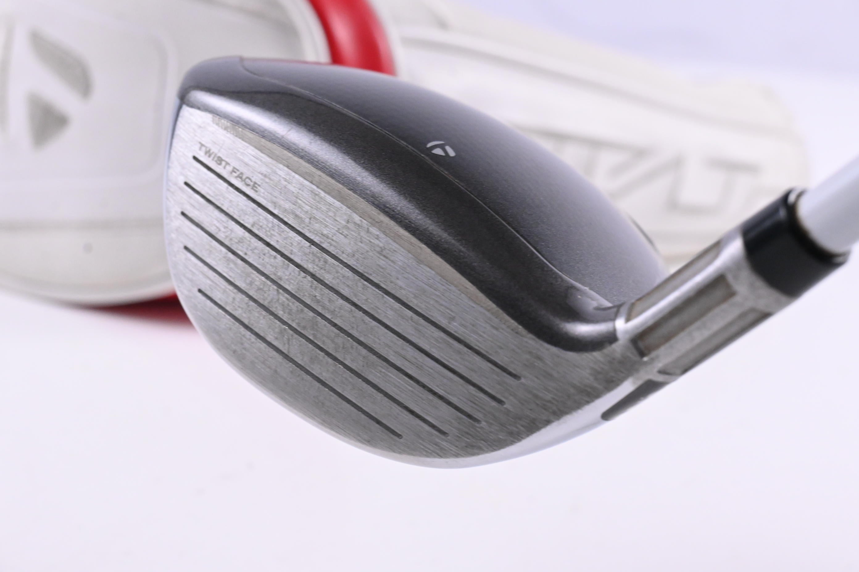 Ladies Taylormade Stealth #5 Wood / 19 Degree / Ladies Flex Aldila Ascent 45