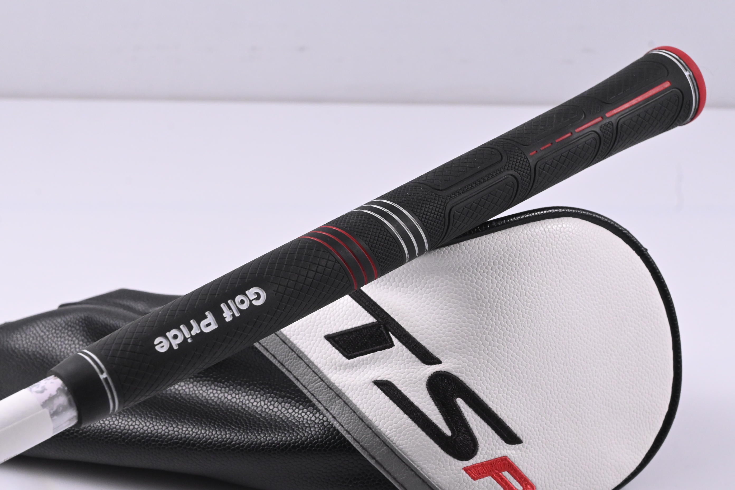 Titleist TSR3 #3 Wood / 13.5 Degree / Stiff Flex Denali Red 60 Shaft