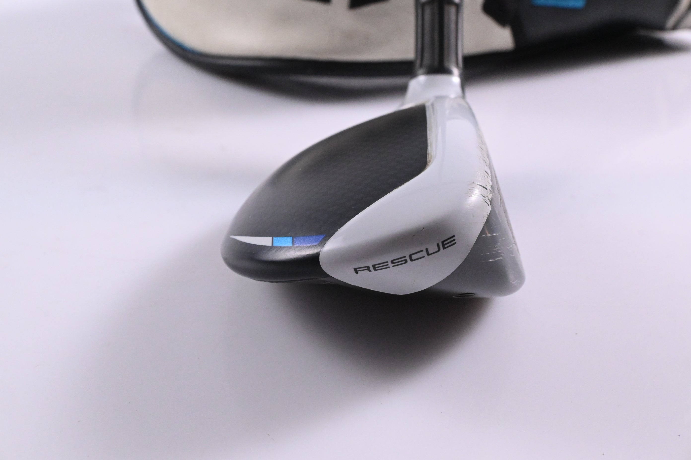 Taylormade SIM2 Max #3 Hybrid / 19 Degree / Stiff Flex Ventus Blue 7 Shaft