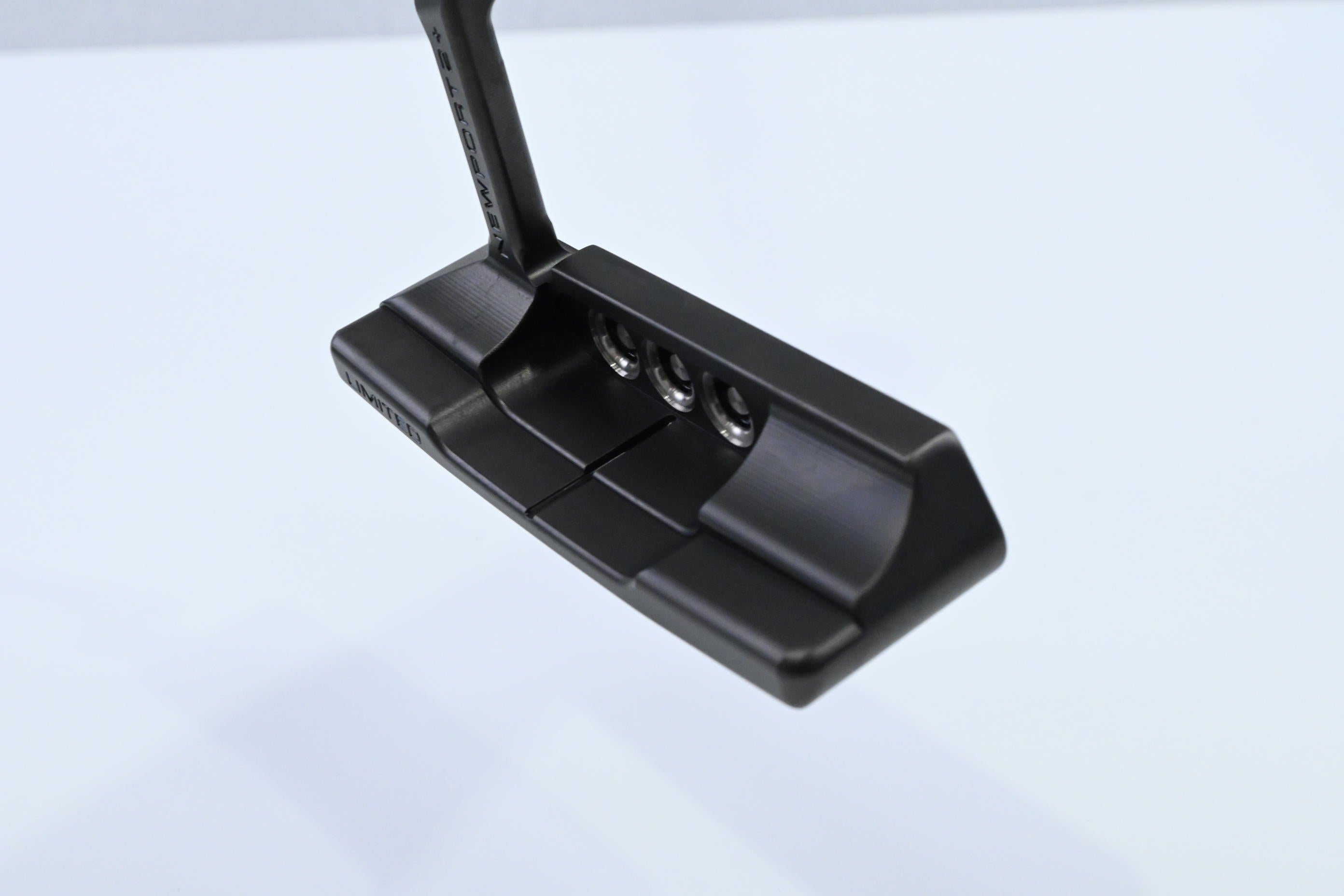 Scotty Cameron Special Select Jet Set Putter / 35 Inch