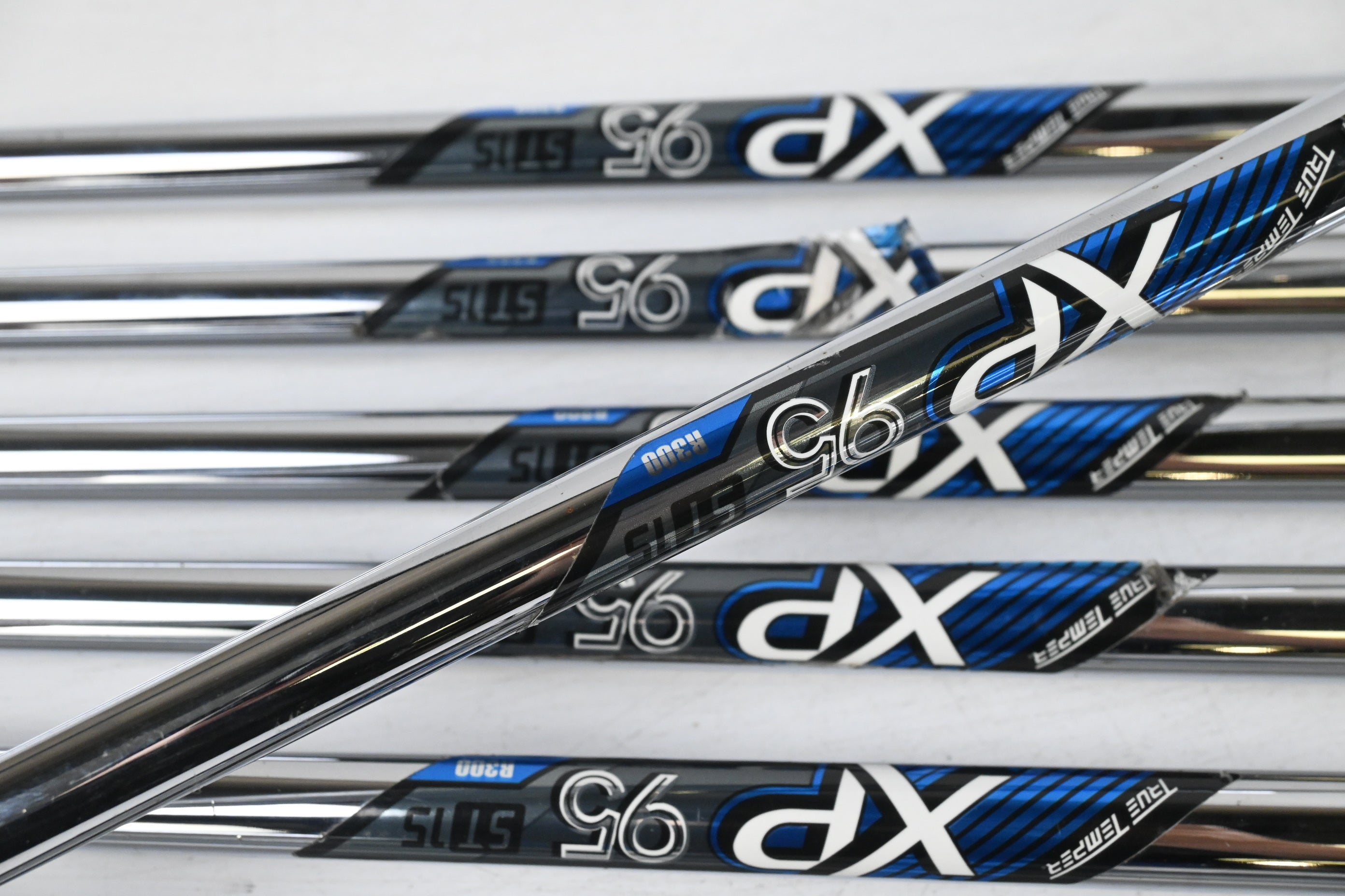 Callaway Steelhead XR Irons / 4-PW+GW / Regular Flex XP95 ST15 R300 Shafts