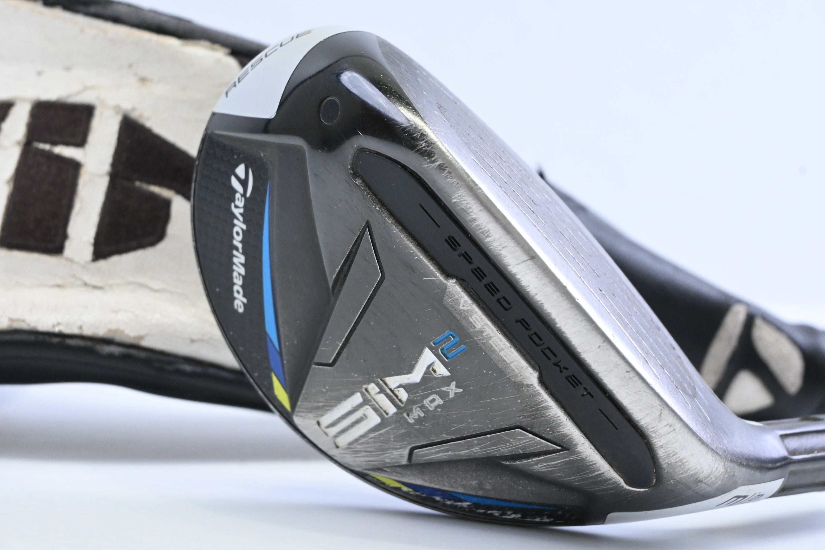 Taylormade SIM2 Max #3 Hybrid / 19 Degree / Stiff Flex Fujikura Ventus Blue 7