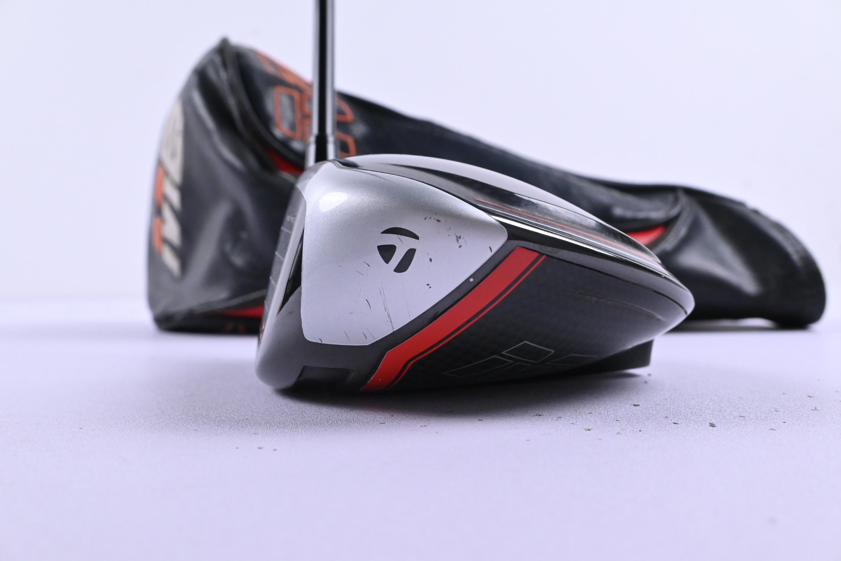 Left Hand Taylormade M6 Driver / 10.5 Degree / Stiff Flex Atmos Black 6 Shaft