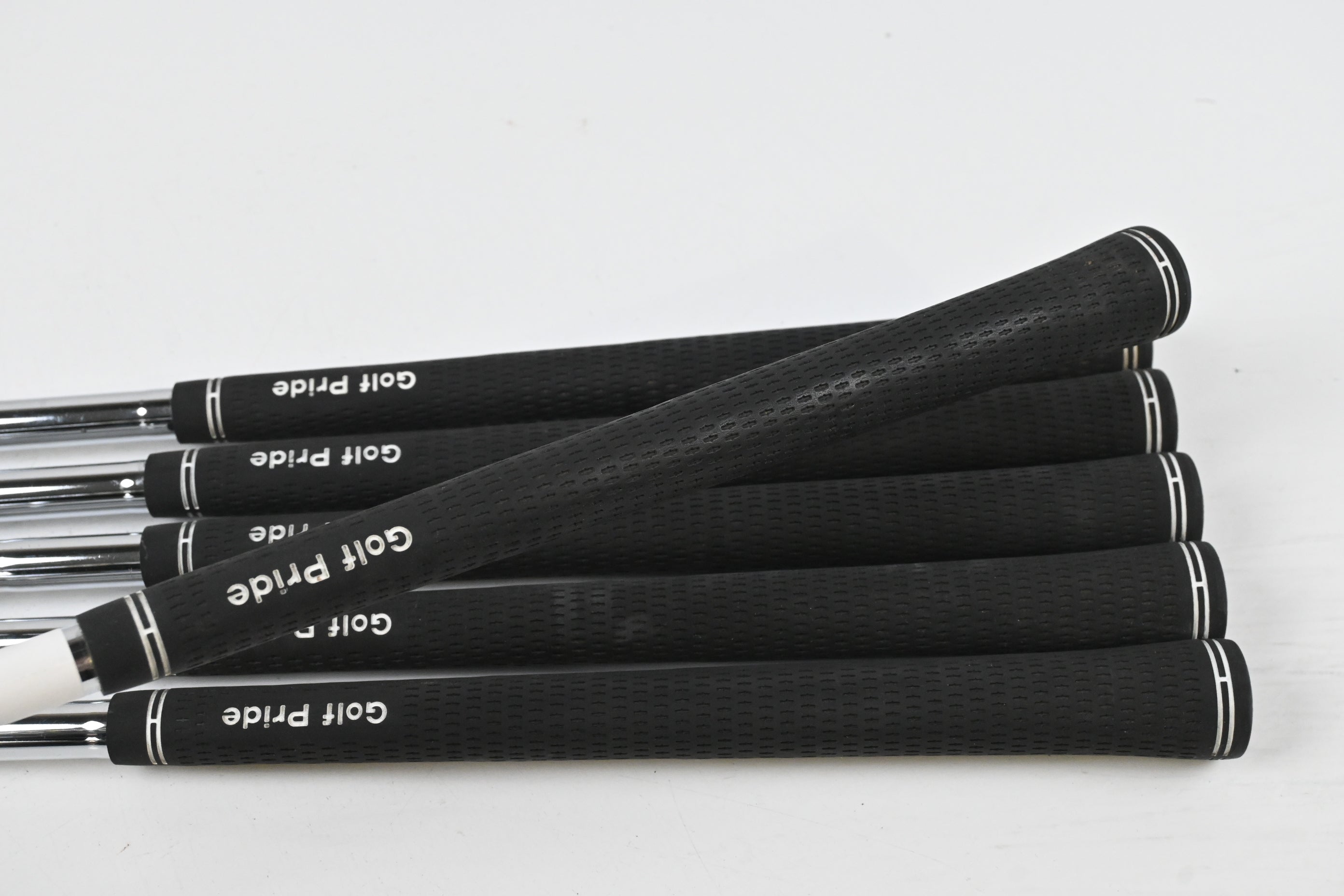 Mizuno Pro 221 Irons / 5-PW / Stiff Flex Dynamic Gold S300 Shafts