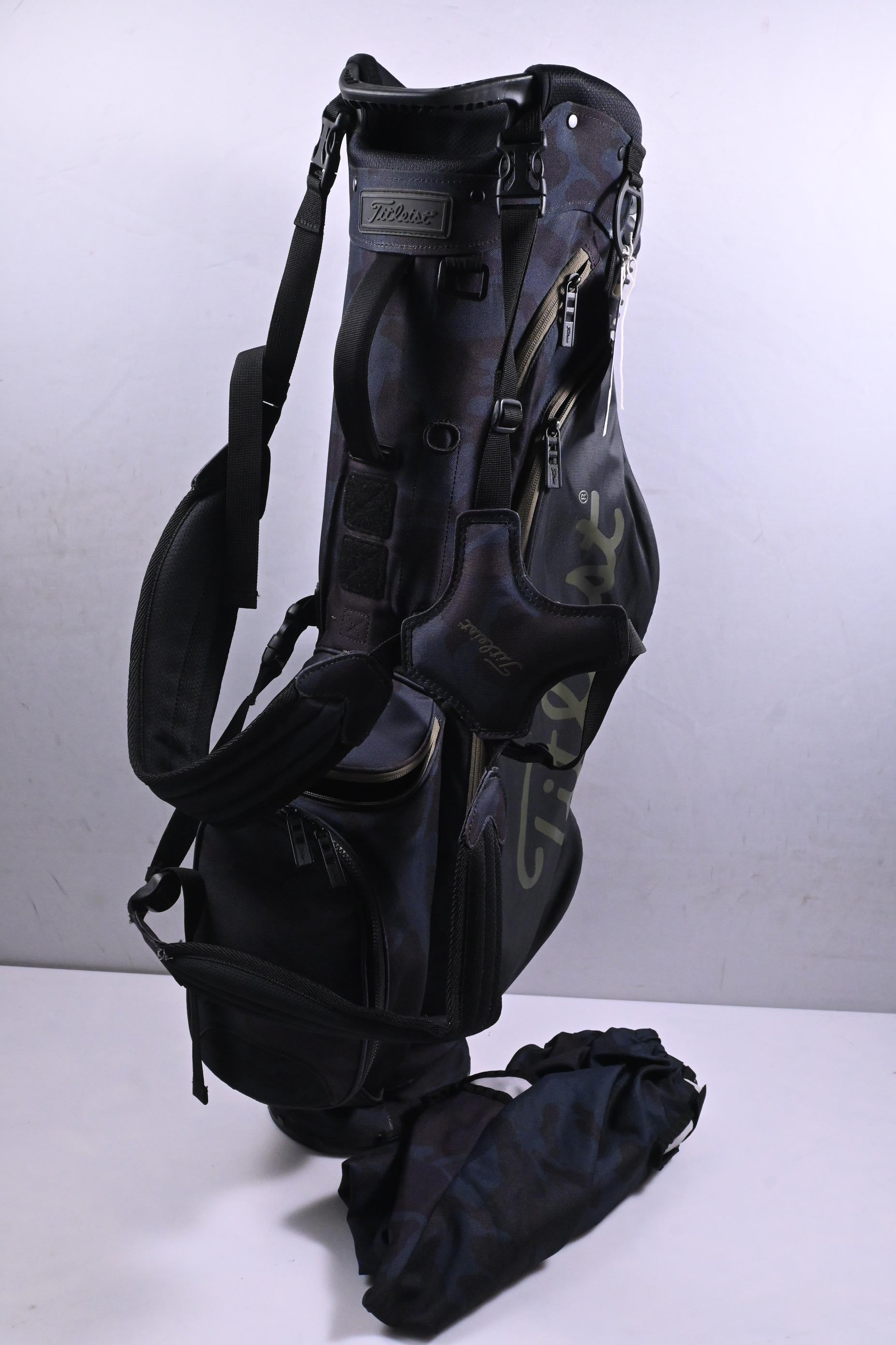 Titleist Special Edition Midnight Camo Stand Bag / 4-Way Divider / Midnight Camo