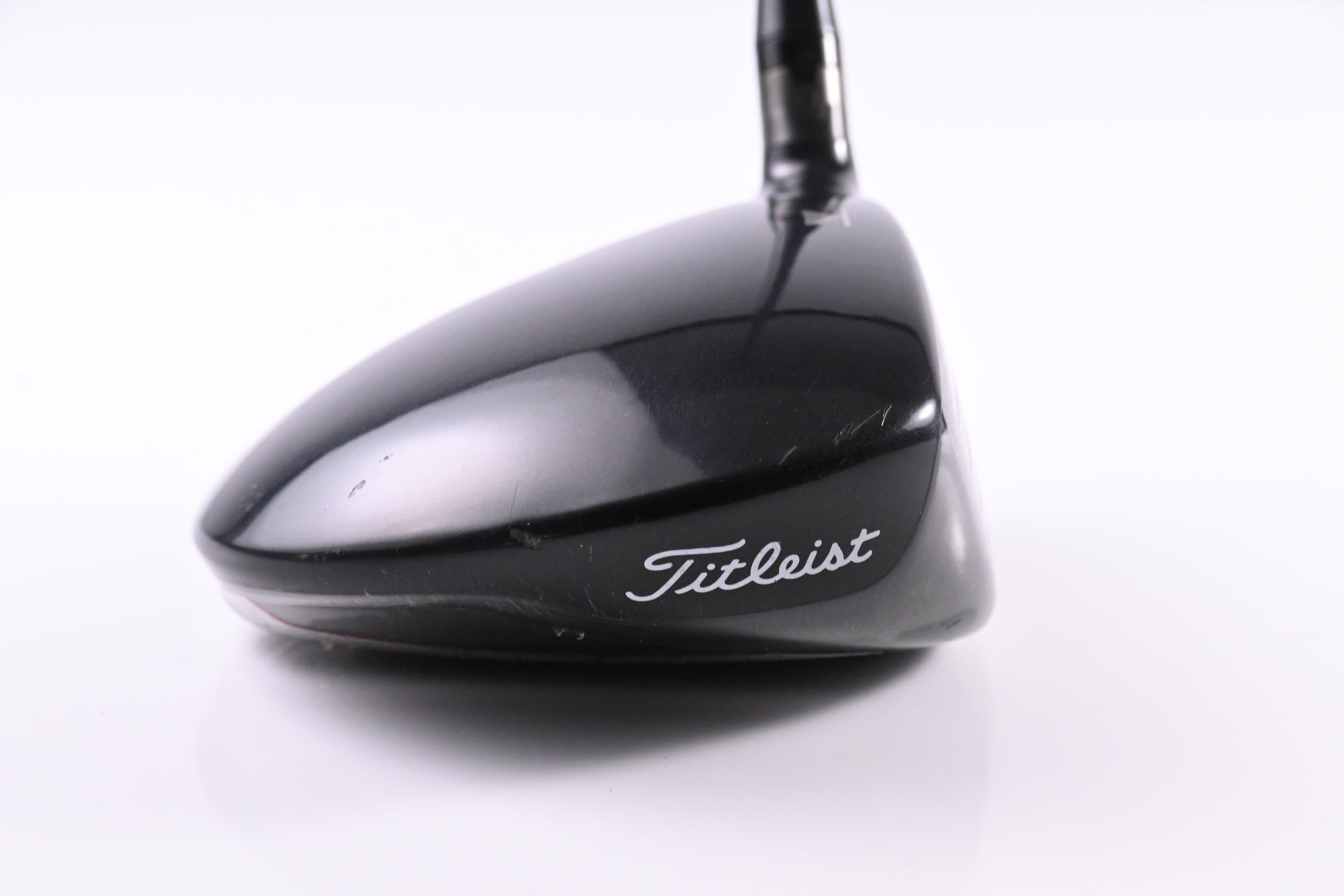 Titleist 913 D2 Driver / 9.5 Degree / Stiff Flex Aldila RIP 60 Shaft