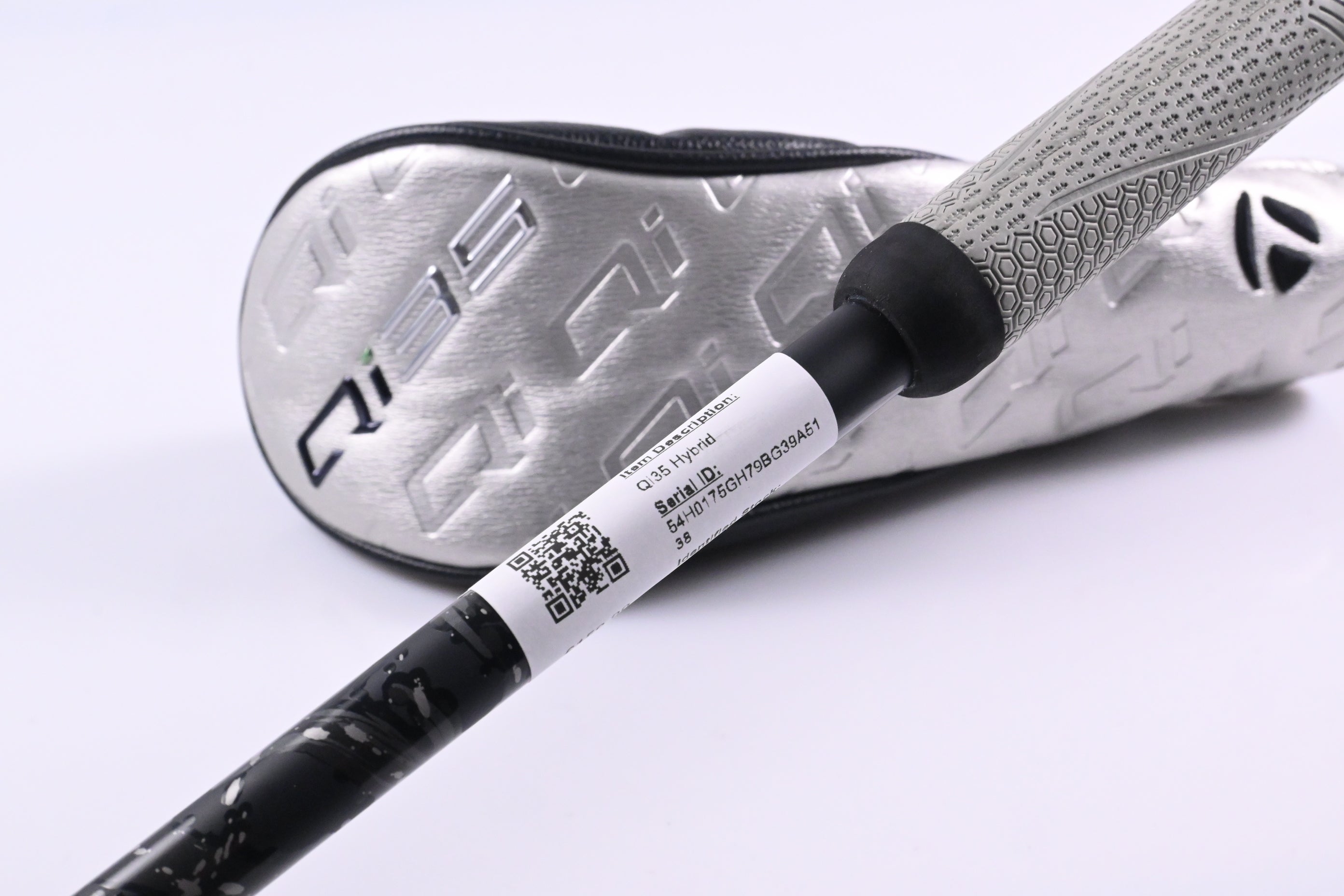 Taylormade Qi35 #2 Hybrid / 17 Degree / Stiff Flex Kai'li Blue Dark Waves 85