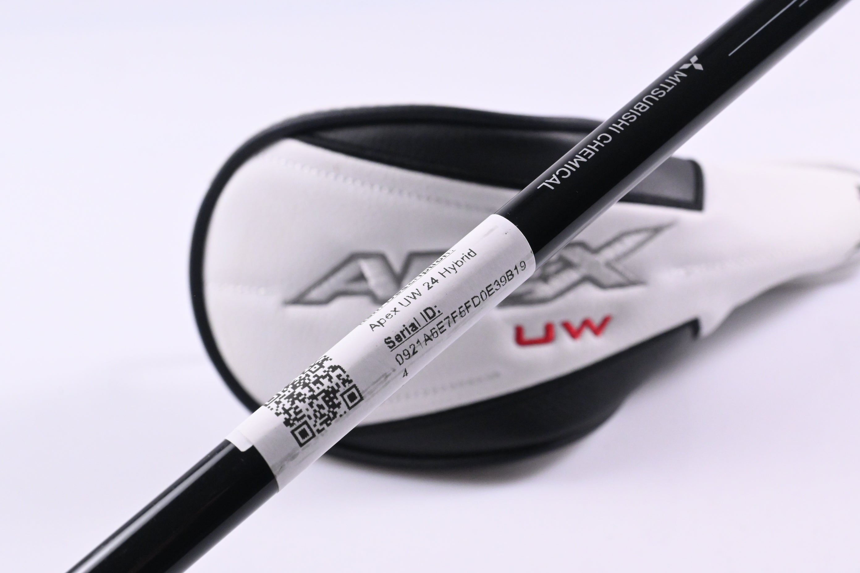 Callaway Apex UW 24 #2 Hybrid / 17 Degree / Stiff Flex MMT 70 Shaft