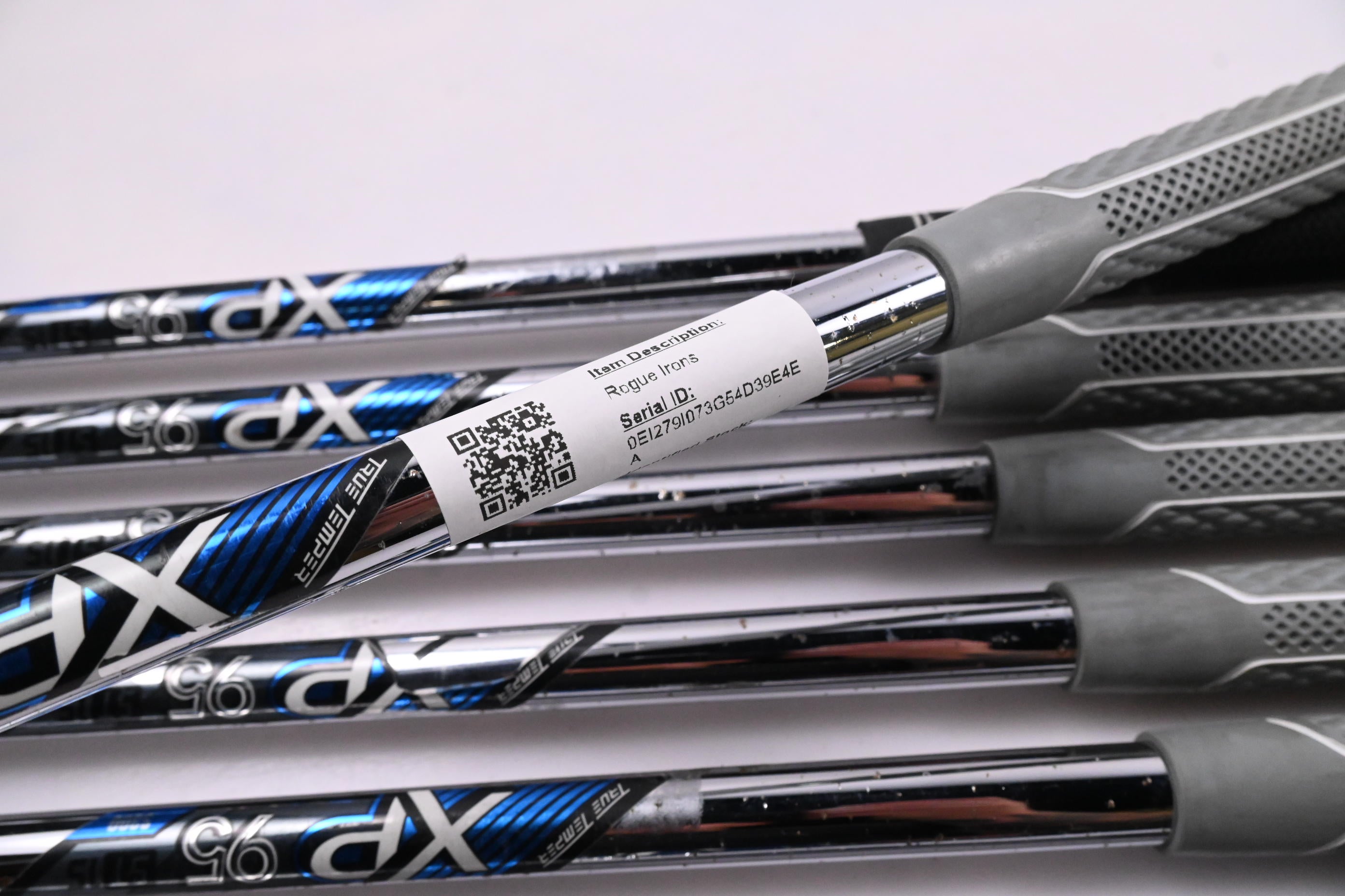 Callaway Rogue Irons / 5-PW+SW / Stiff Flex XP ST15 95 S300 Shafts
