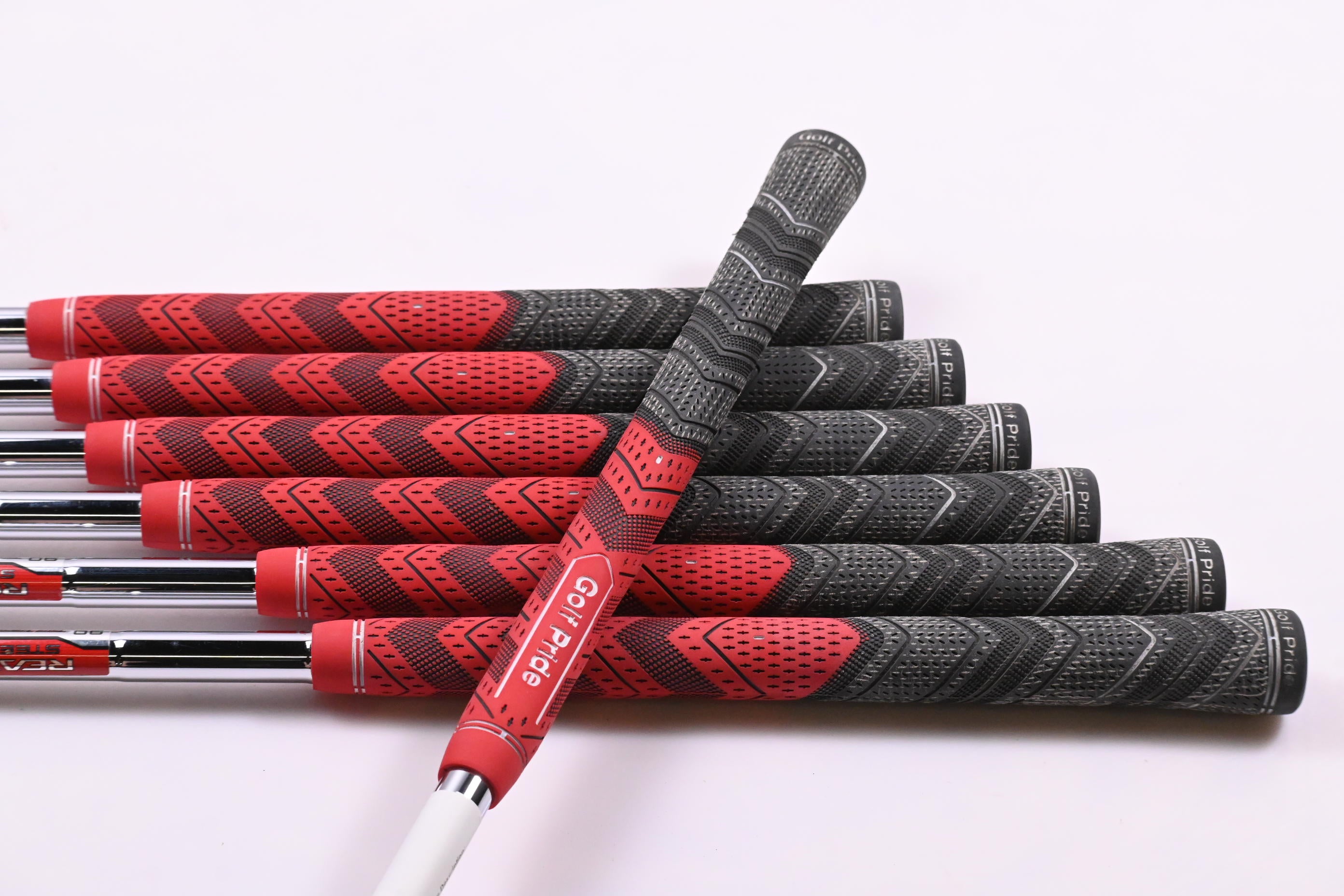 Taylormade RSi1 Irons / 4-PW / Regular Flex Reax 90 Shafts