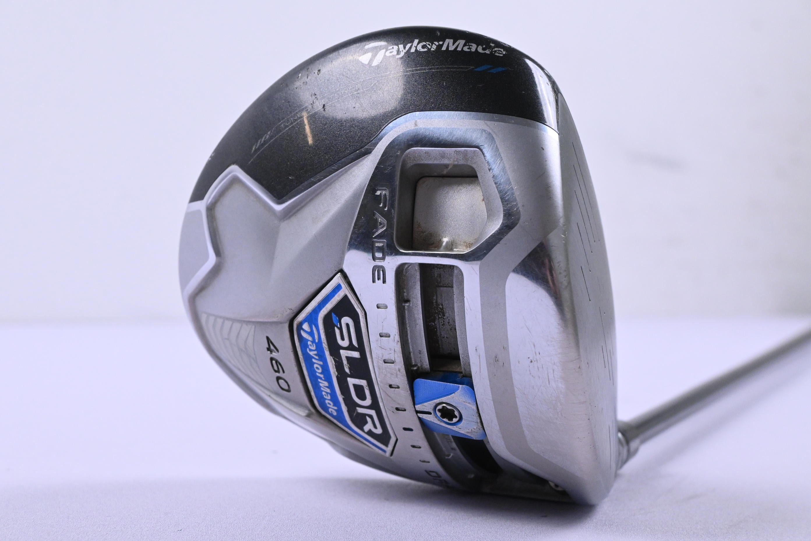 Taylormade SLDR Driver / 9.5 Degree / Stiff Flex Fujikura Speeder 57 Shaft