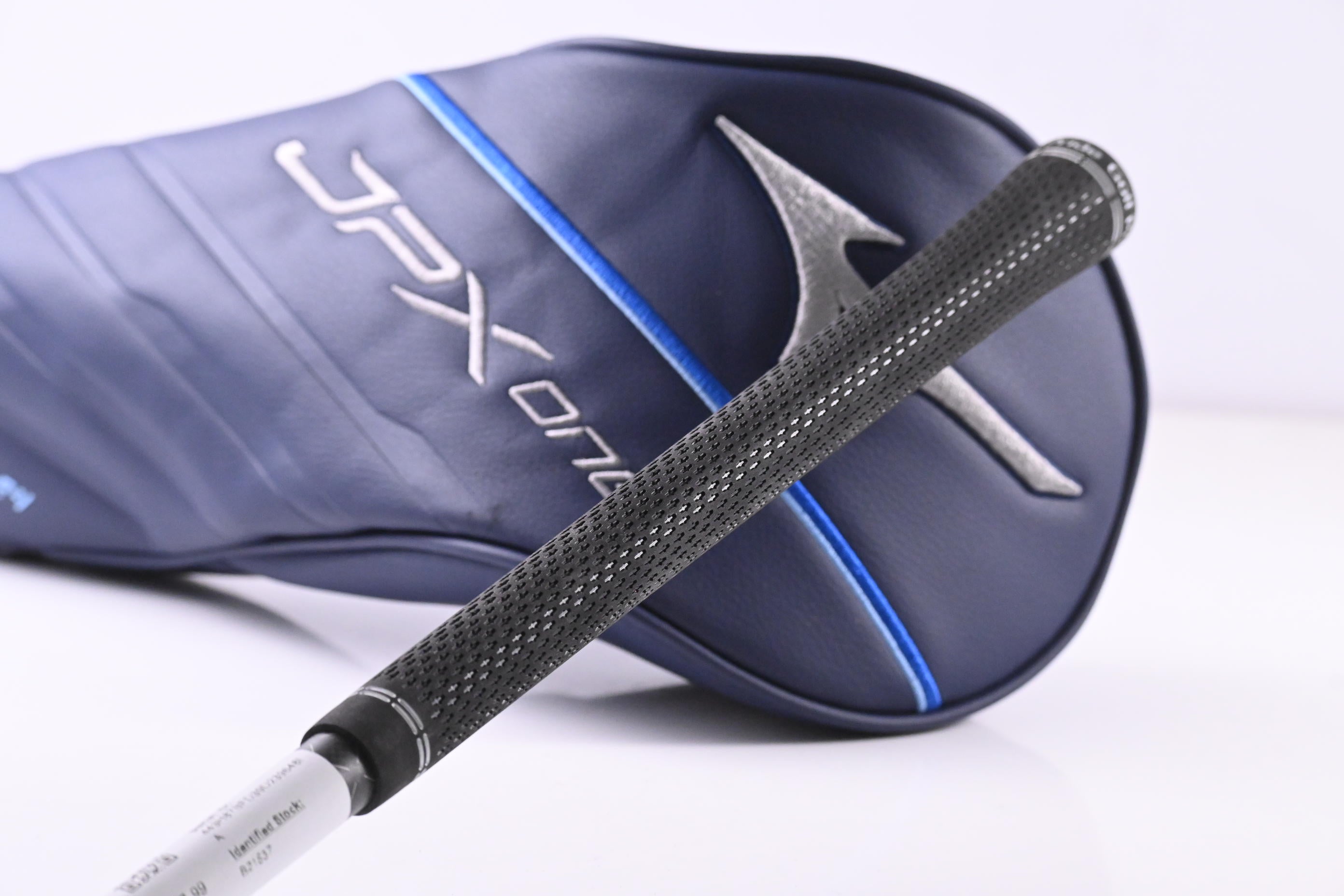 Mizuno JPX One Driver / 10.5 Degree / Stiff Flex Tensei 1K Blue 65 Shaft