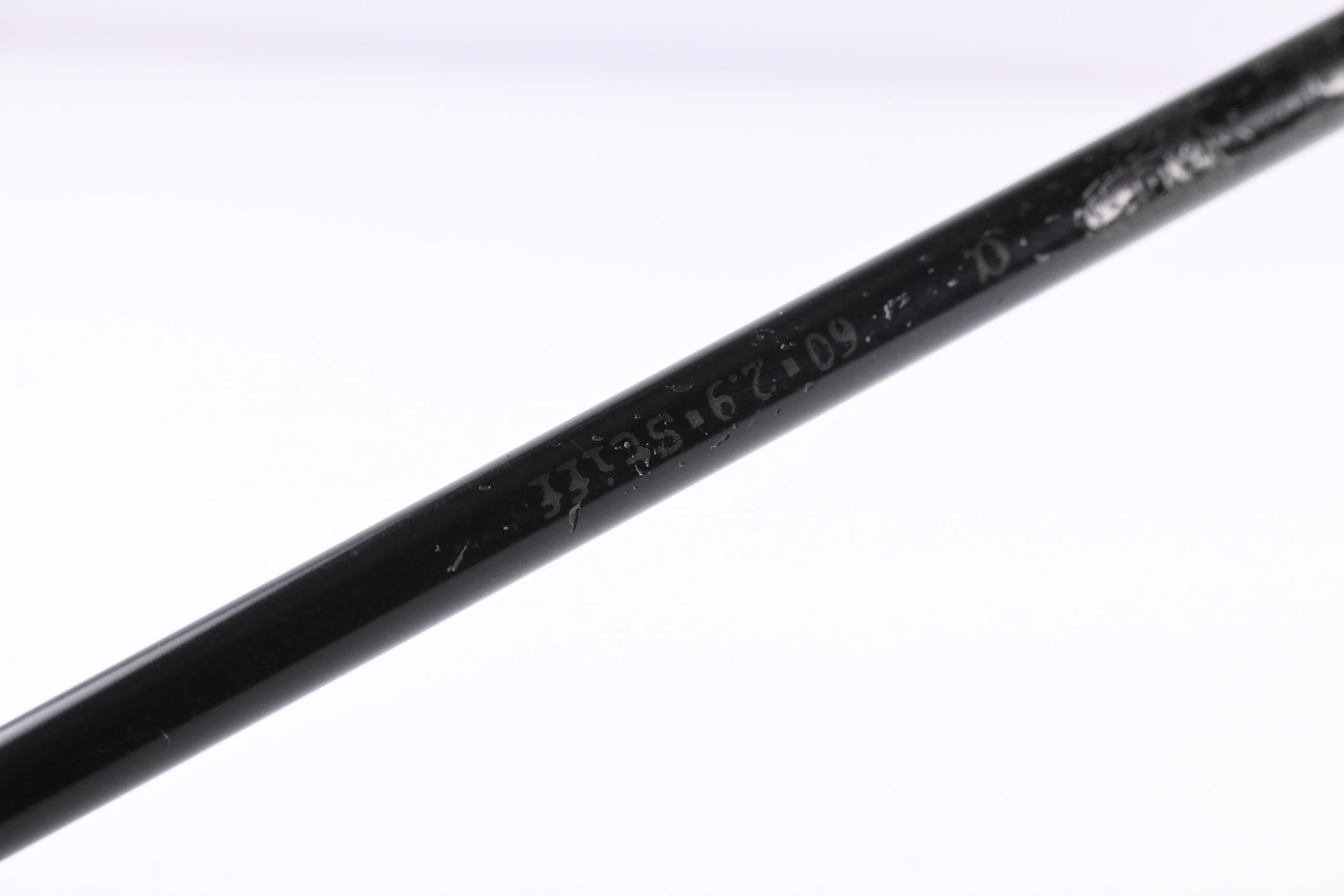 Titleist 913 D2 Driver / 9.5 Degree / Stiff Flex Aldila RIP 60 Shaft