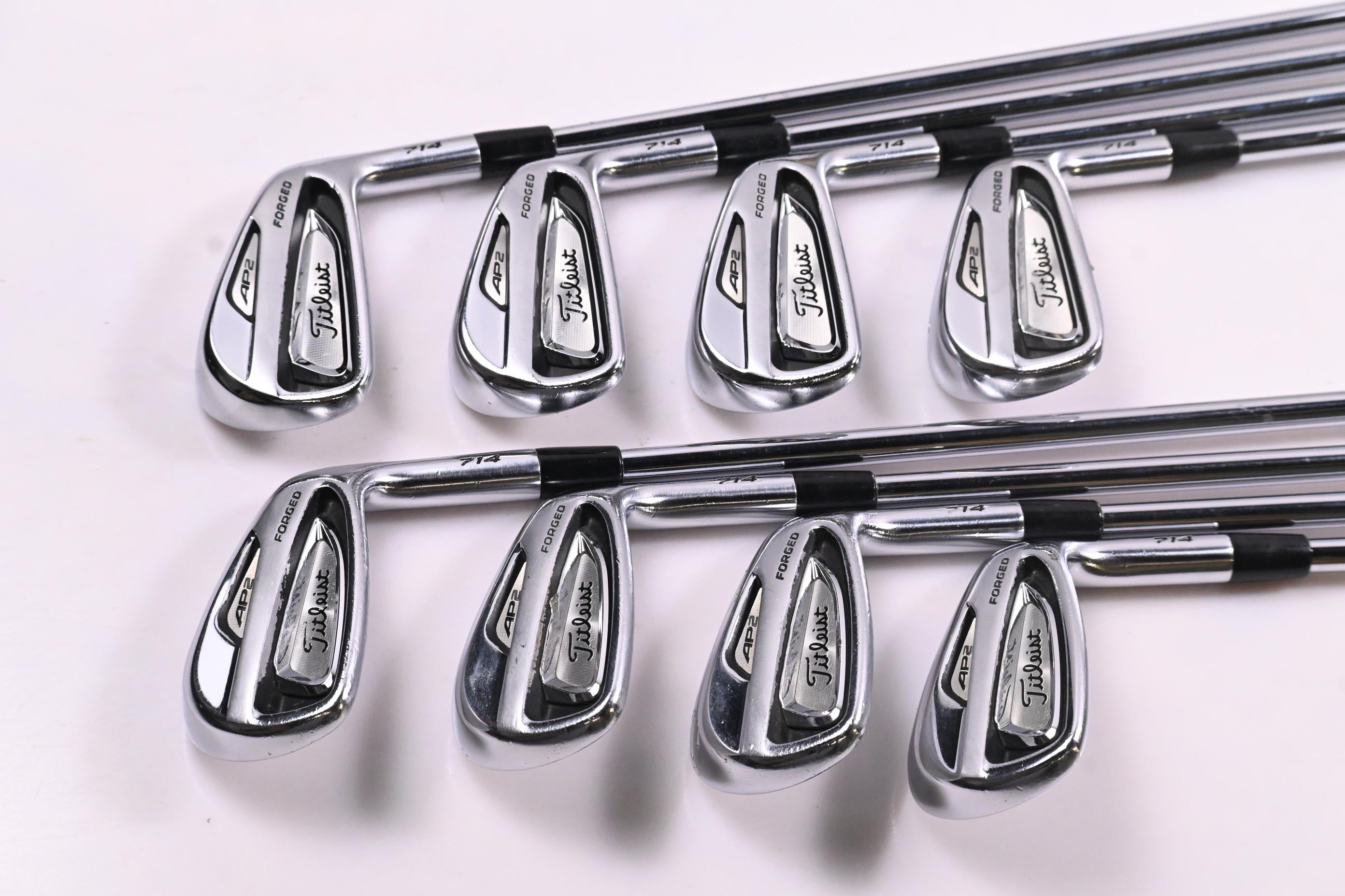 Titleist 714 AP2 Irons / 4-PW+GW / Regular Flex Dynamic Gold R300 Shafts