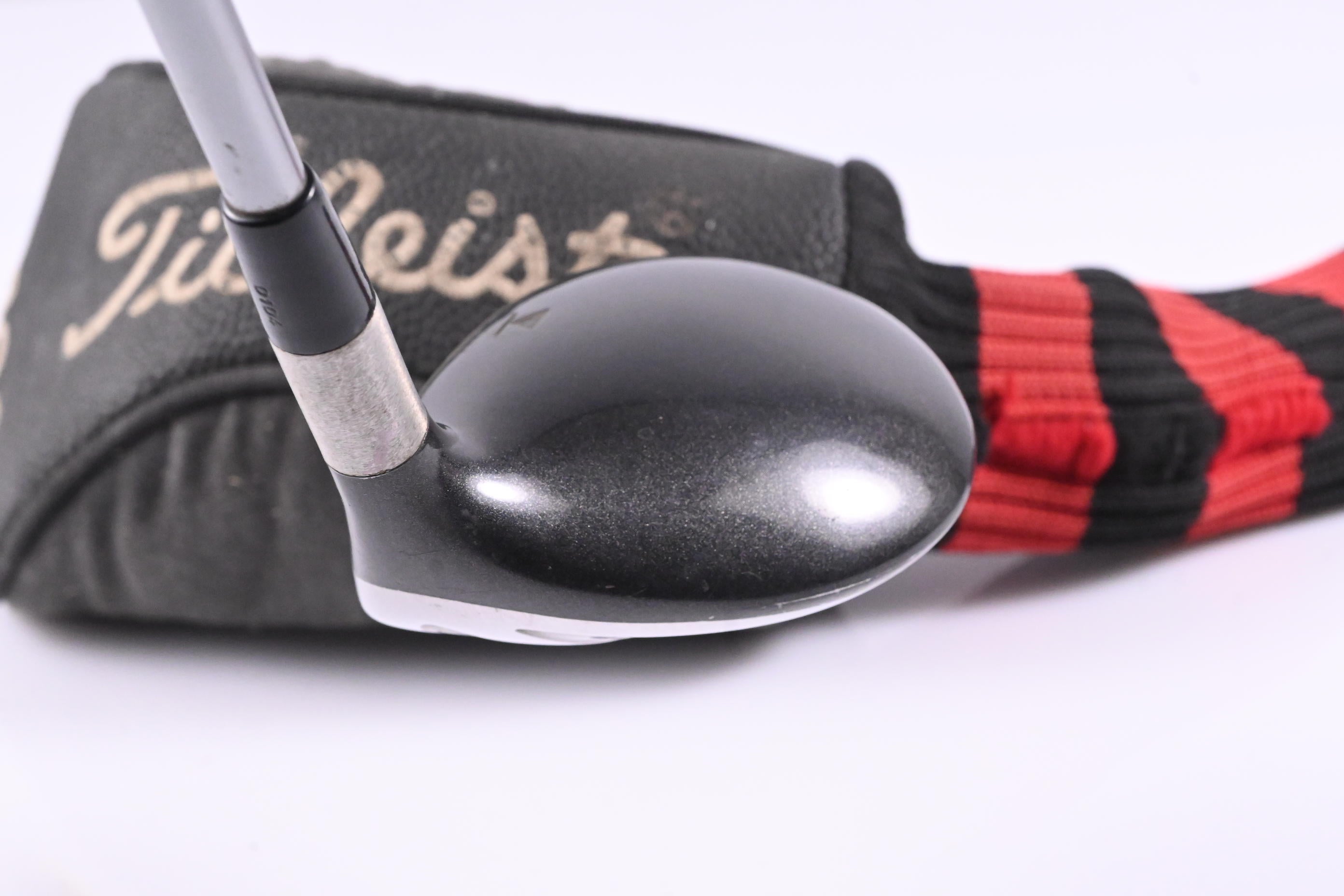 Titleist 980 F #5 Wood / 17 Degree / Regular Flex Titleist 4375 Shaft