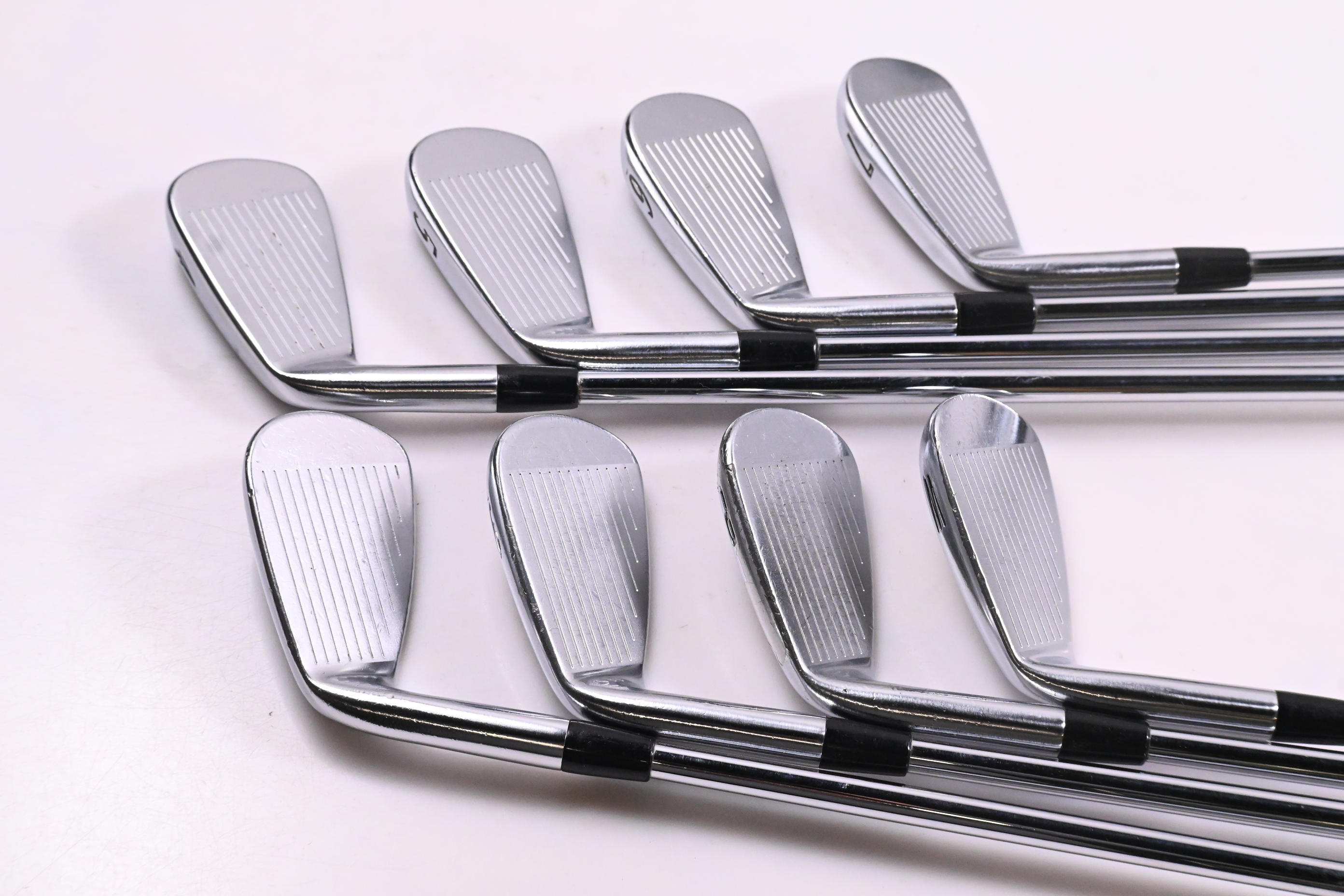 Titleist 714 AP2 Irons / 4-PW+GW / Regular Flex Dynamic Gold R300 Shafts