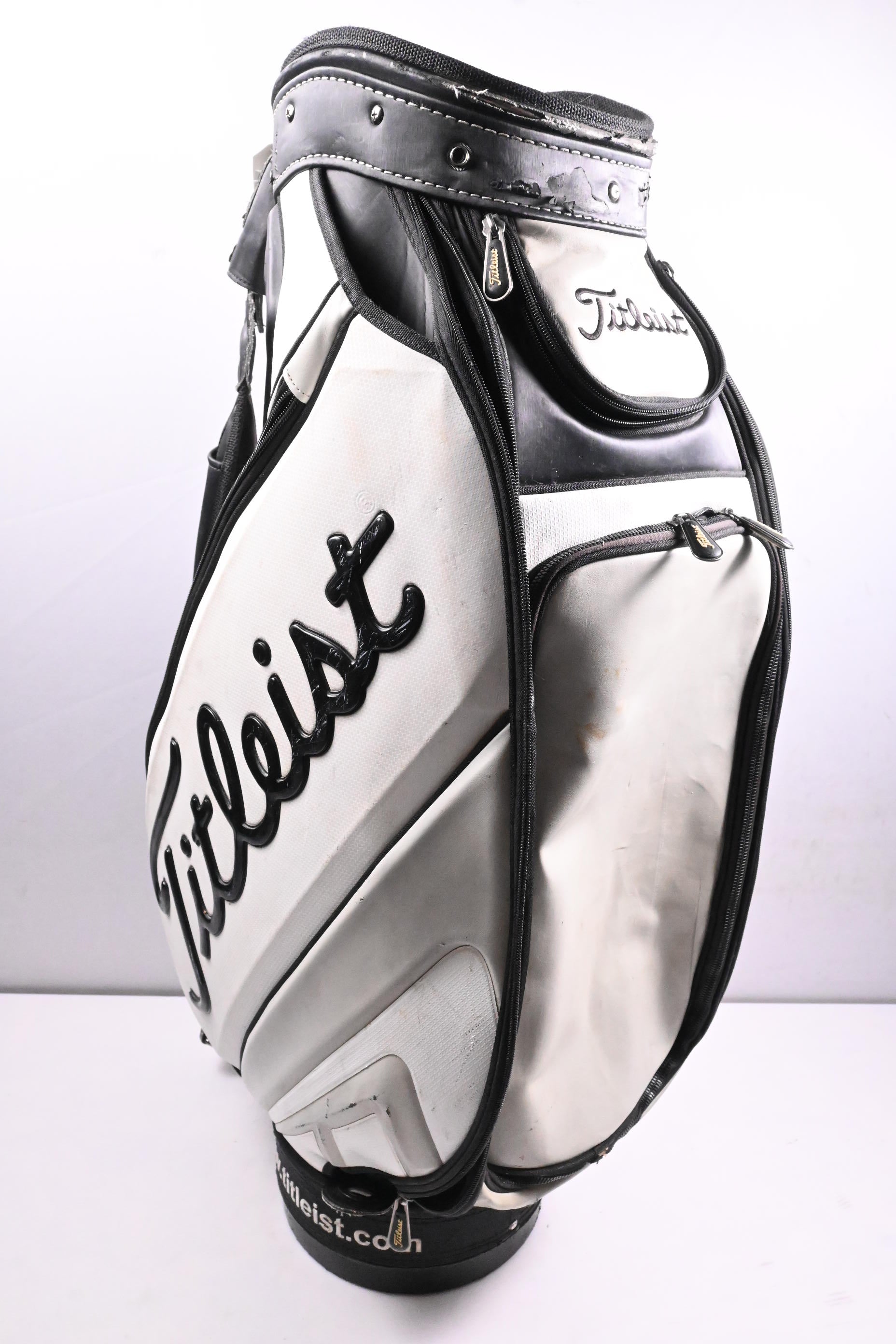 Titleist Tour Bag / 6-Way Divider / Black, White