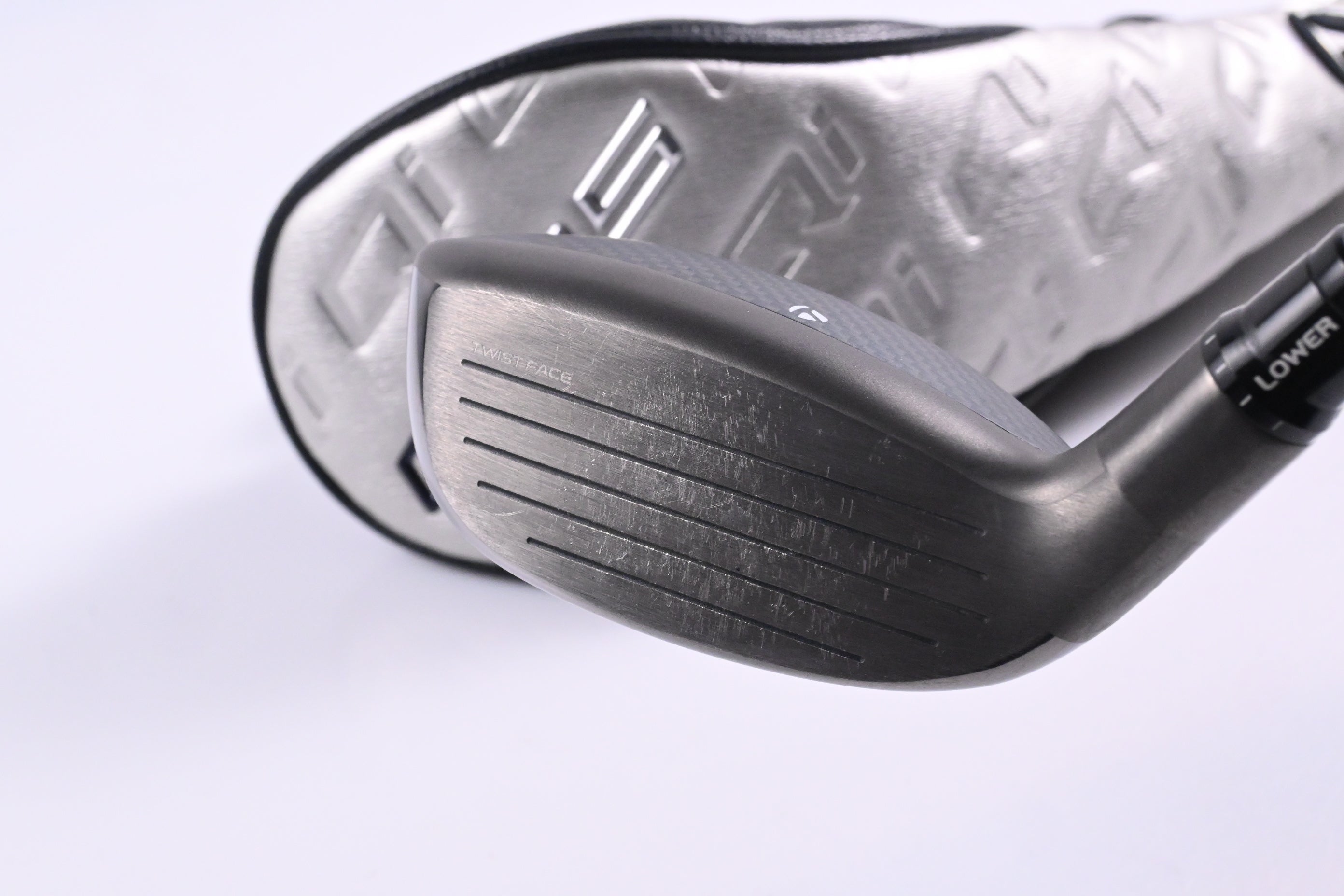 Taylormade Qi35 #4 Hybrid / 22 Degree / Regular Flex Fujikura Ventus Blue 6