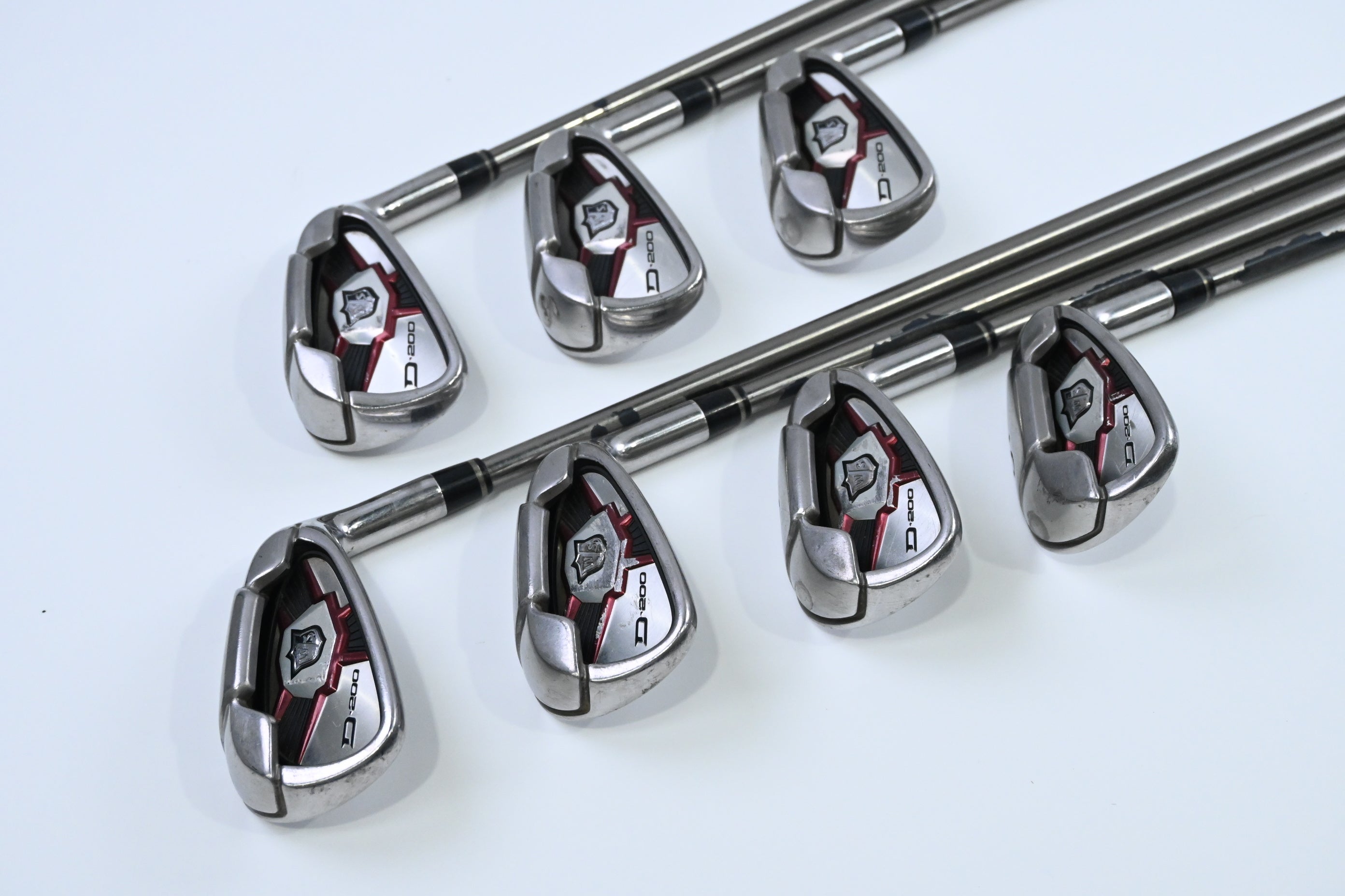 Wilson D200 Irons / 5-PW+SW / Stiff Flex UST Elements Chrome 59FS Shafts