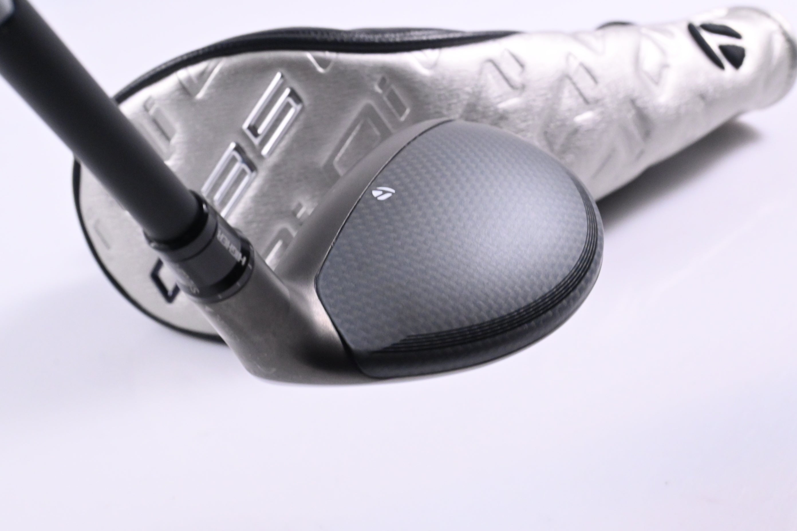 Taylormade Qi35 #4 Hybrid / 22 Degree / Regular Flex Fujikura Ventus Blue 6