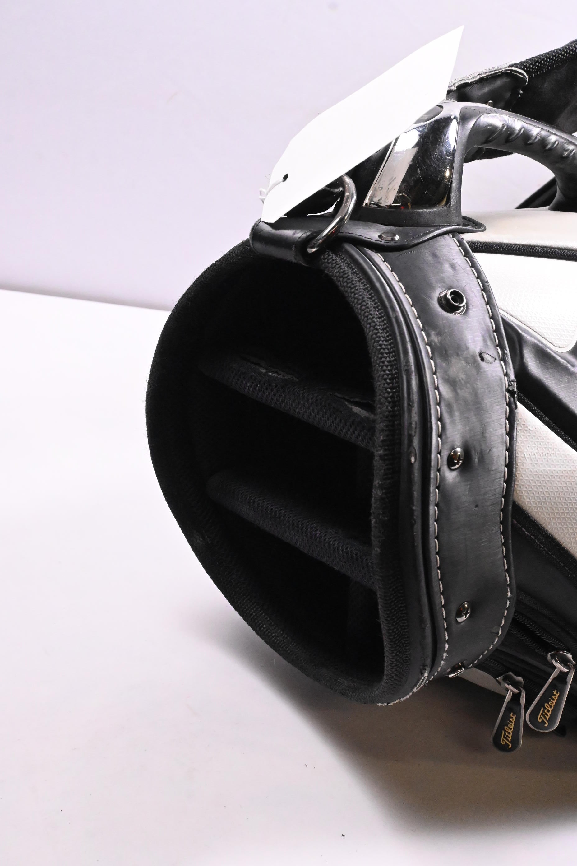 Titleist Tour Bag / 6-Way Divider / Black, White