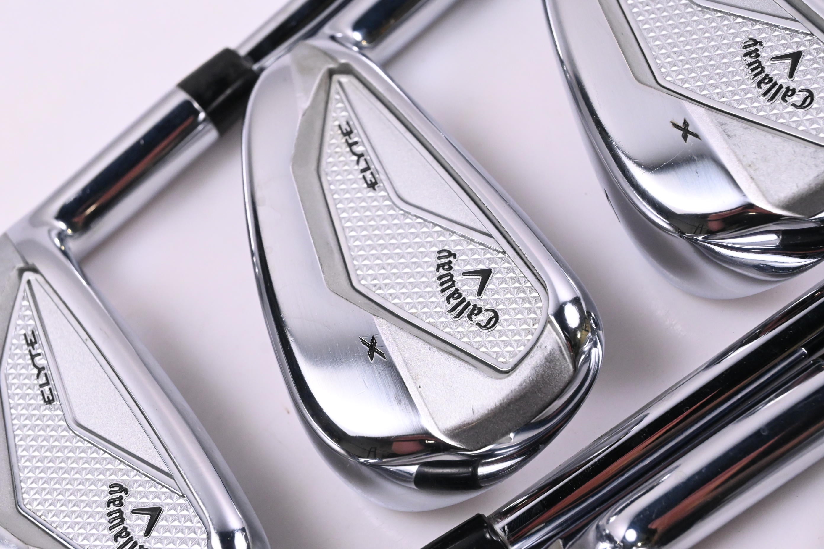 Callaway Elyte X Irons / 5-PW+AW+GW / Regular Flex Vector 80 Shafts