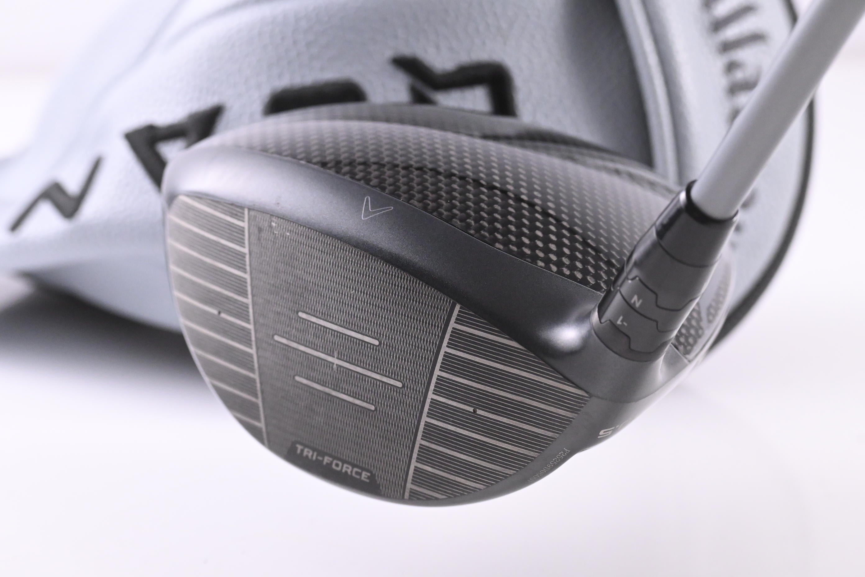 Callaway Quantum Max Driver / 10.5 Degree / Stiff Flex Denali Frost Silver 50