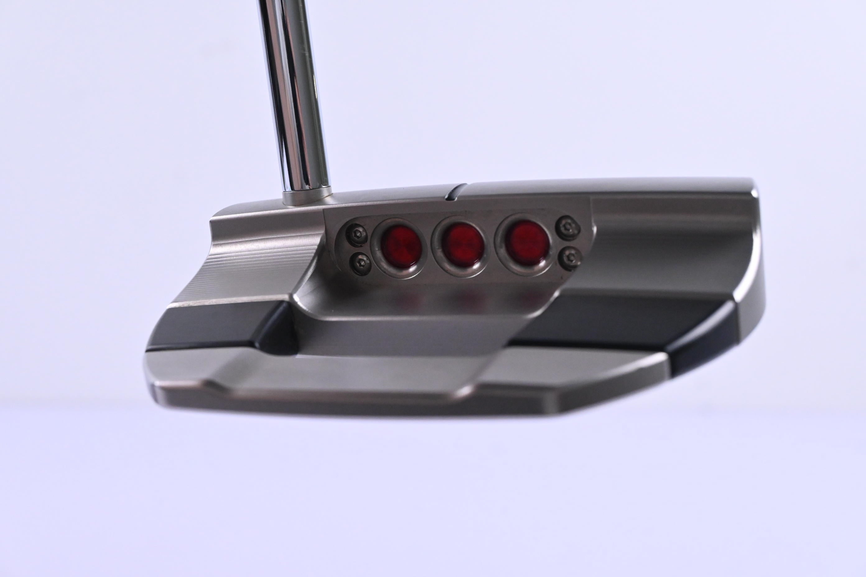 Scotty Cameron 2025 Studio Style Fastback Putter / 38 Inch