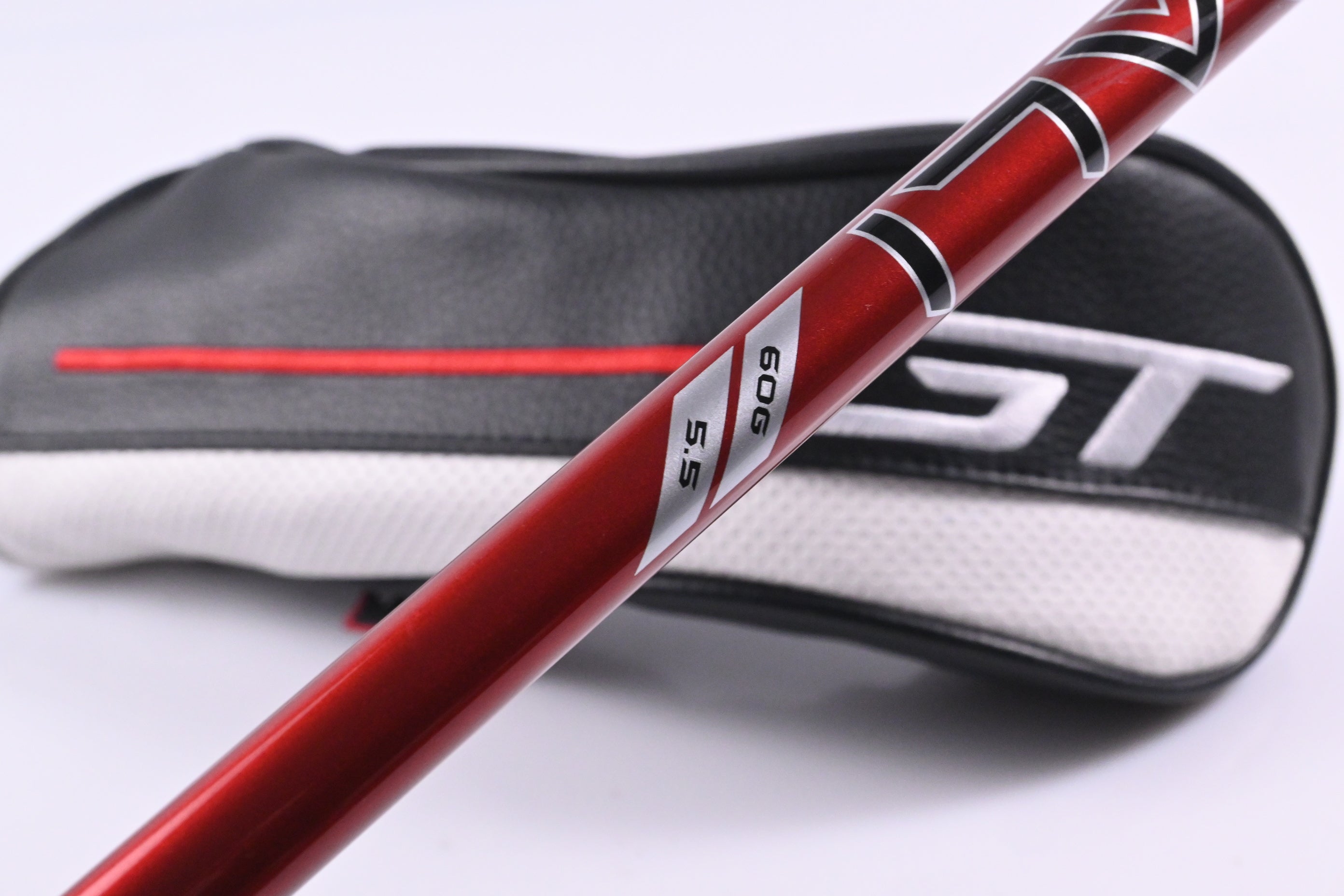 Titleist GT2 #5 Wood / 18 Degree / Regular Flex Project X Denali Red 60 Shaft
