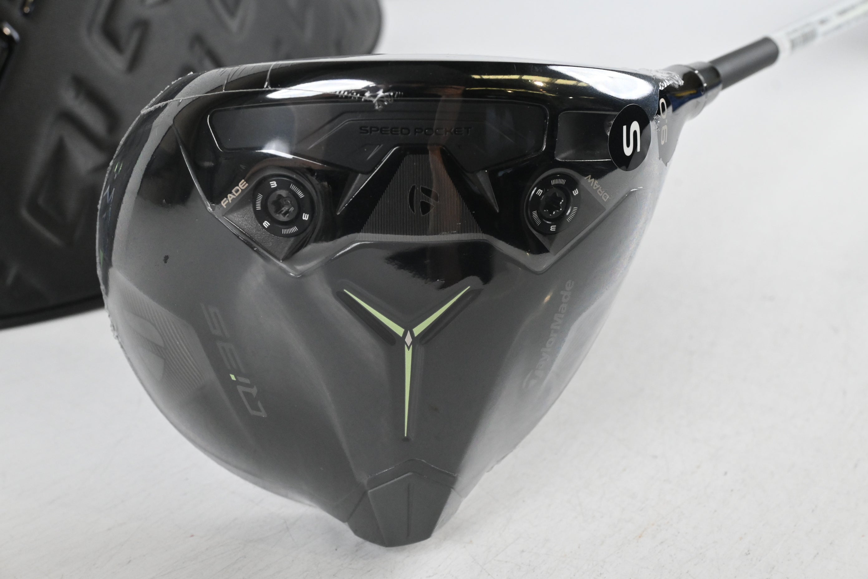 Taylormade Qi35 Designer Series Driver / 9 Degree / Stiff Flex Kai'li Dark Waves