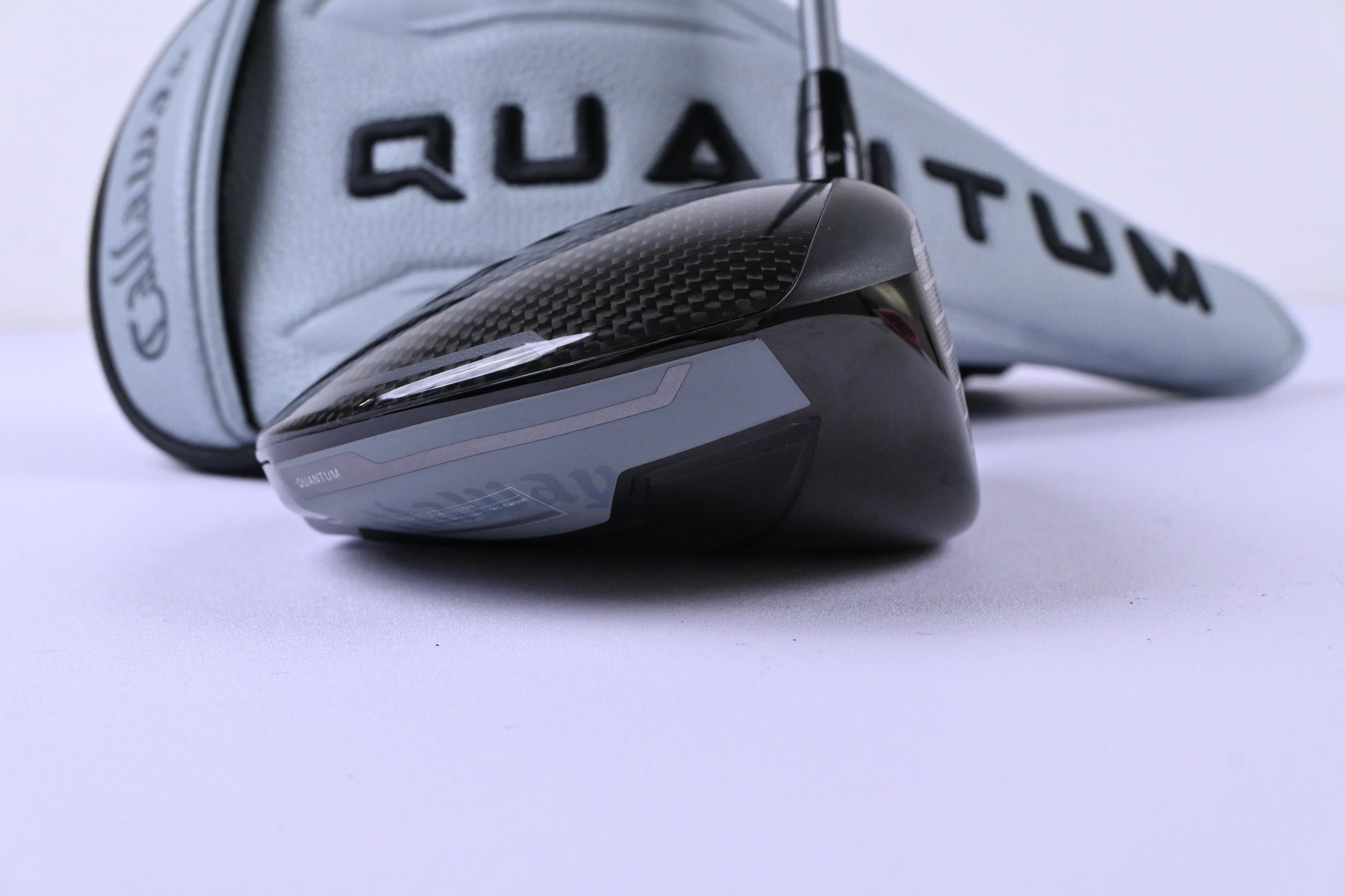Callaway Quantum Max Driver / 10.5 Degree / Regular Flex Denali Frost Silver 50