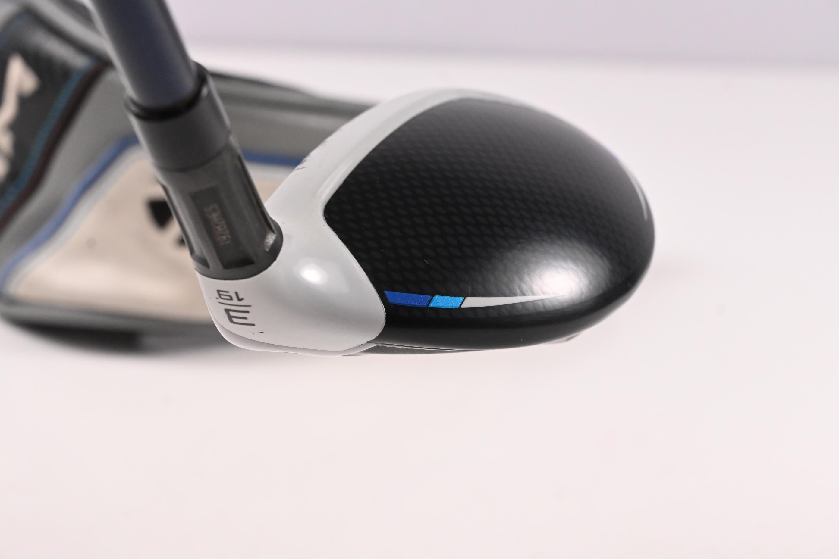 Taylormade SIM2 Max #3 Hybrid / 19 Degree / Regular Flex Ventus Blue 6 Shaft