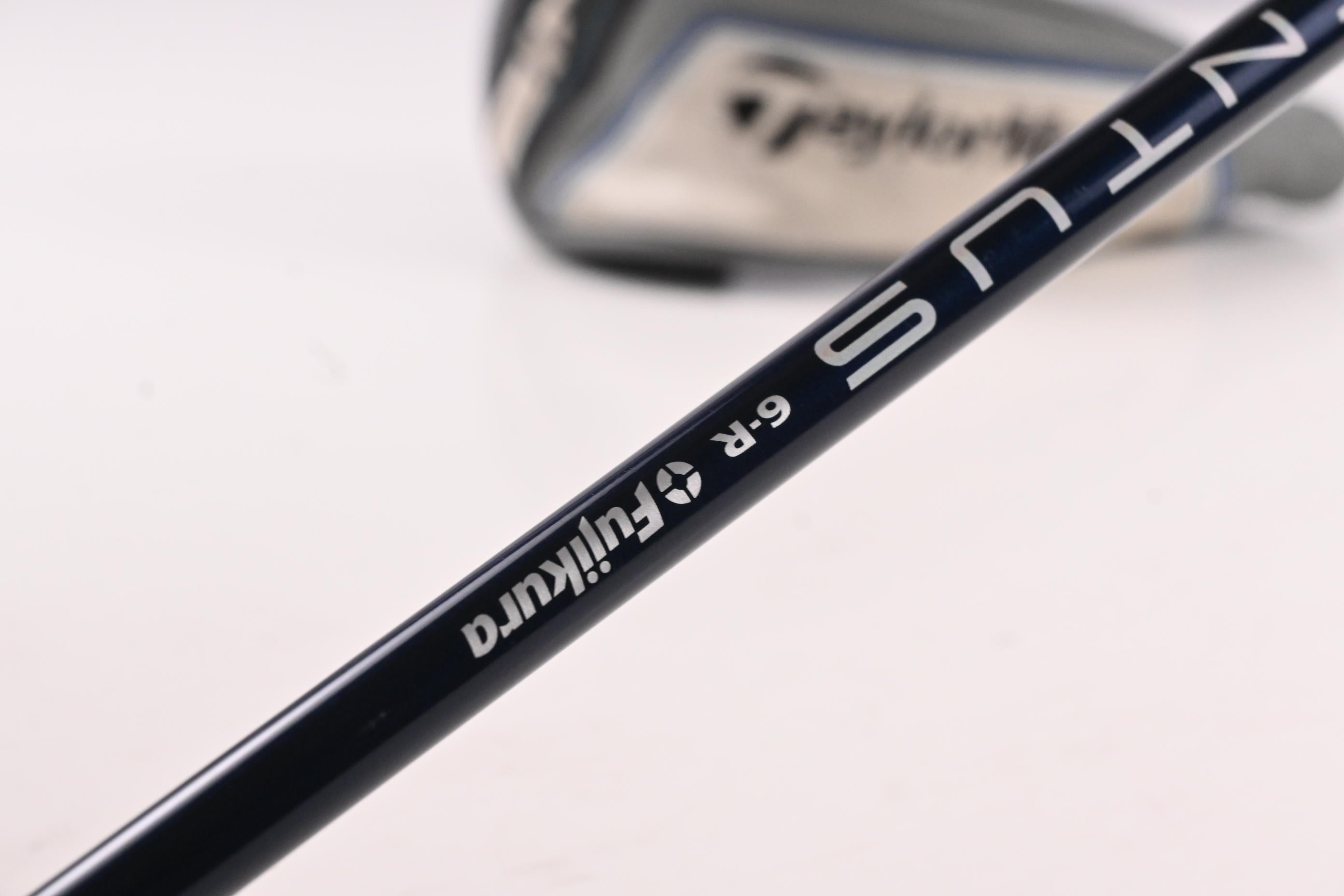 Taylormade SIM2 Max #3 Hybrid / 19 Degree / Regular Flex Ventus Blue 6 Shaft