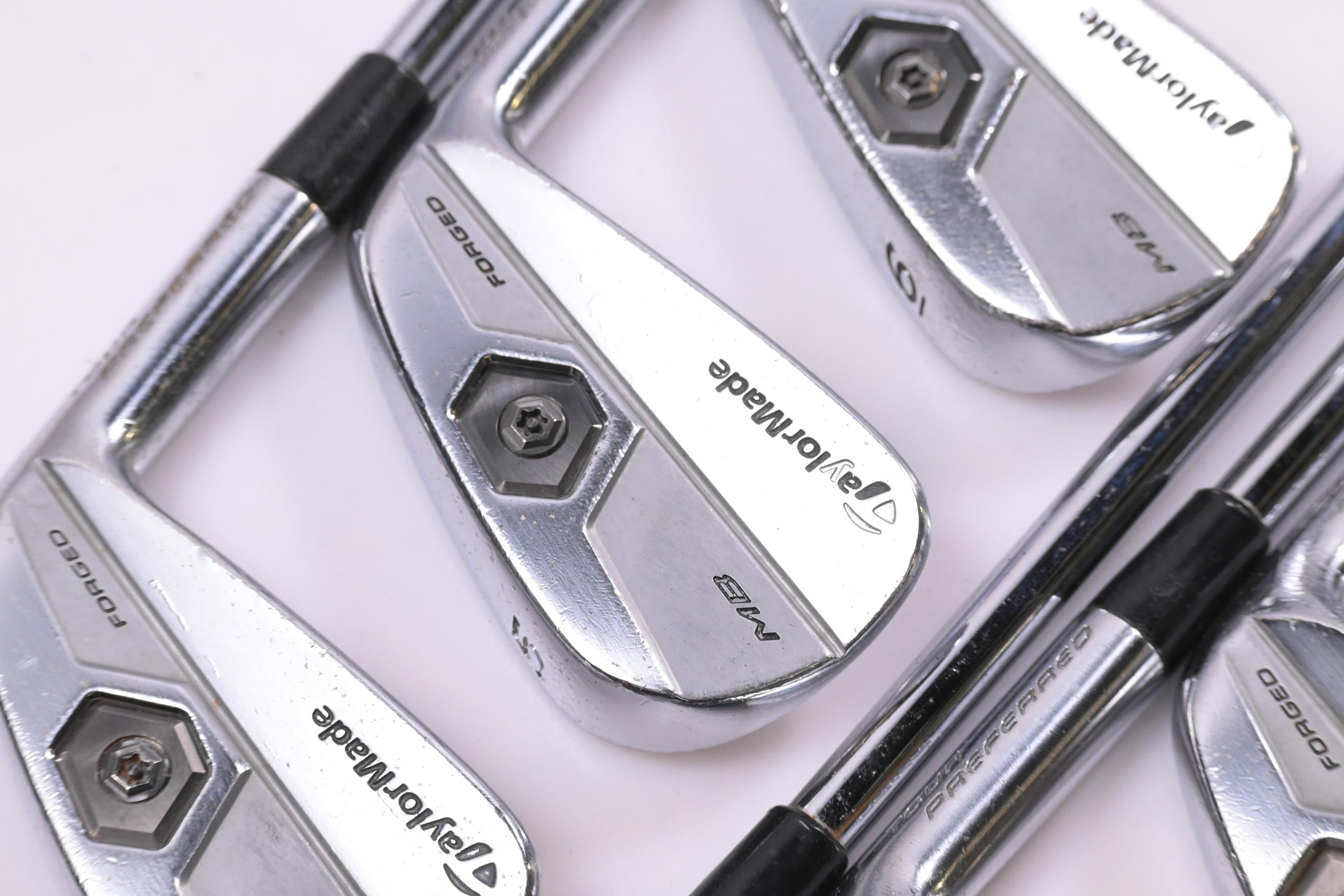 Taylormade Tour Preferred MB 2011 Irons / 4-PW / Stiff Flex Dynamic Gold S300