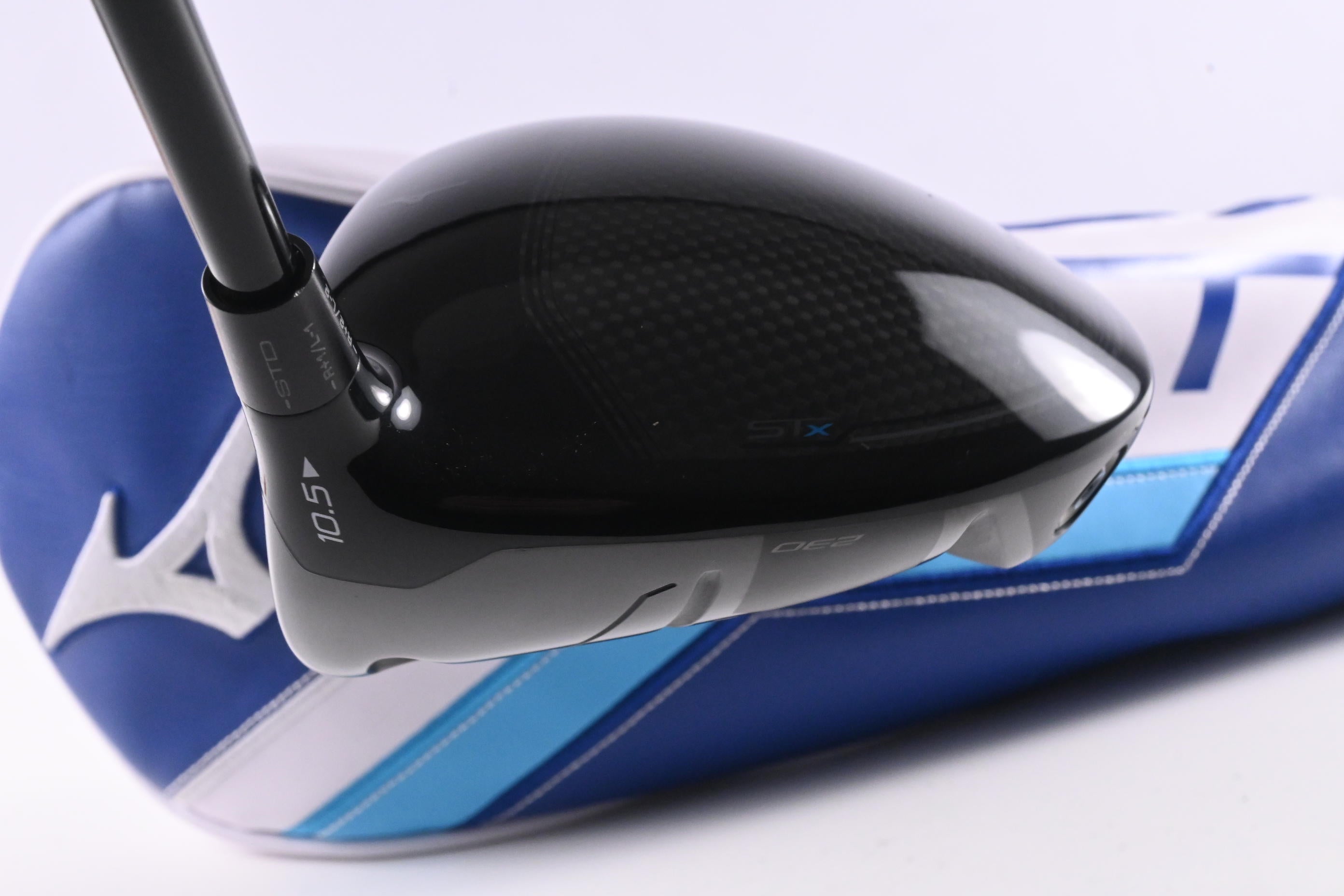 Mizuno ST-X 230 Driver / 10.5 Degree / X-Flex HZRDUS Smoke Green RDX 75 Shaft