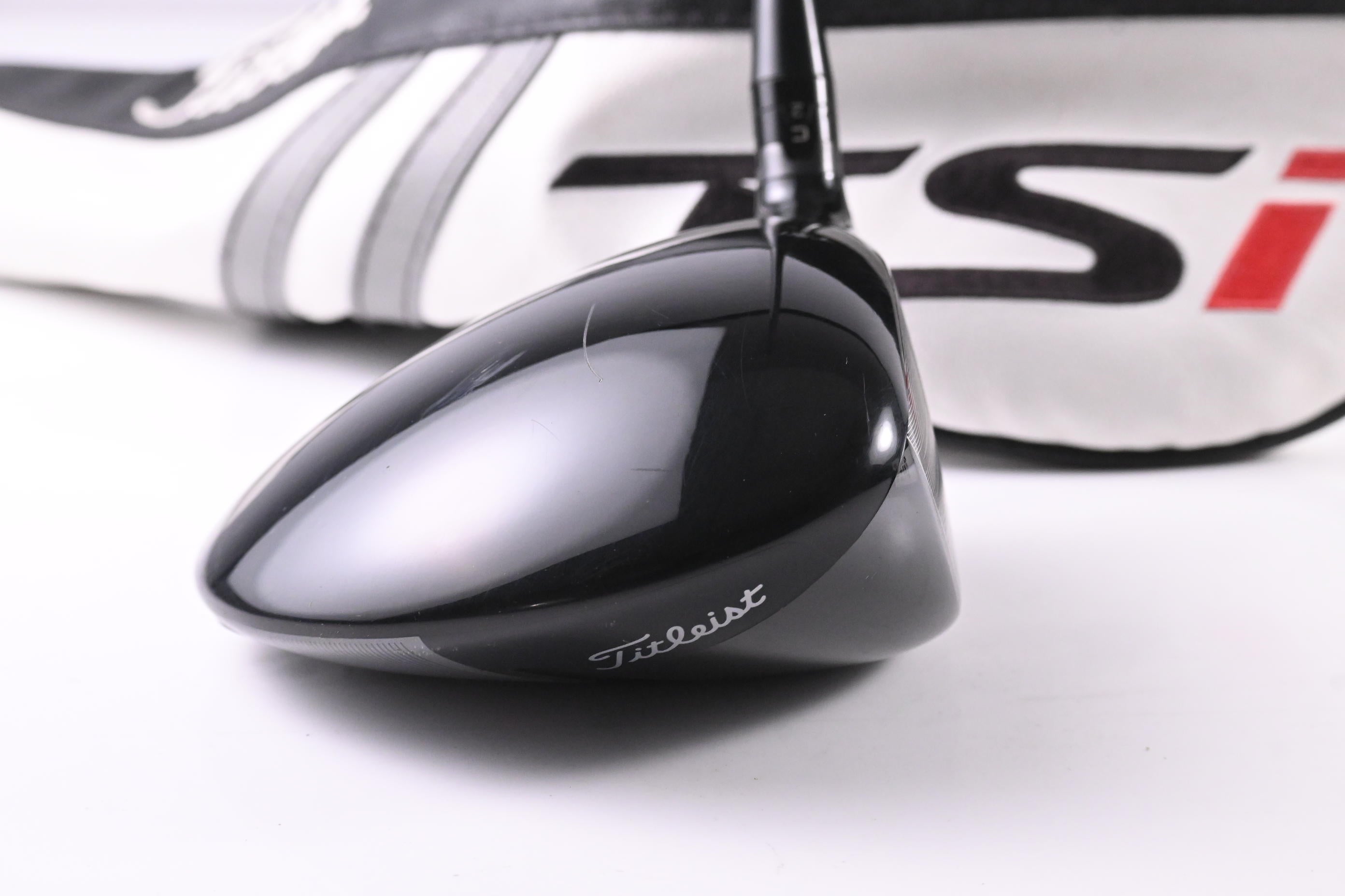 Titleist TSi2 Driver / 9 Degree / Stiff Flex Hzrdus Smoke RDX Black 60 Shaft