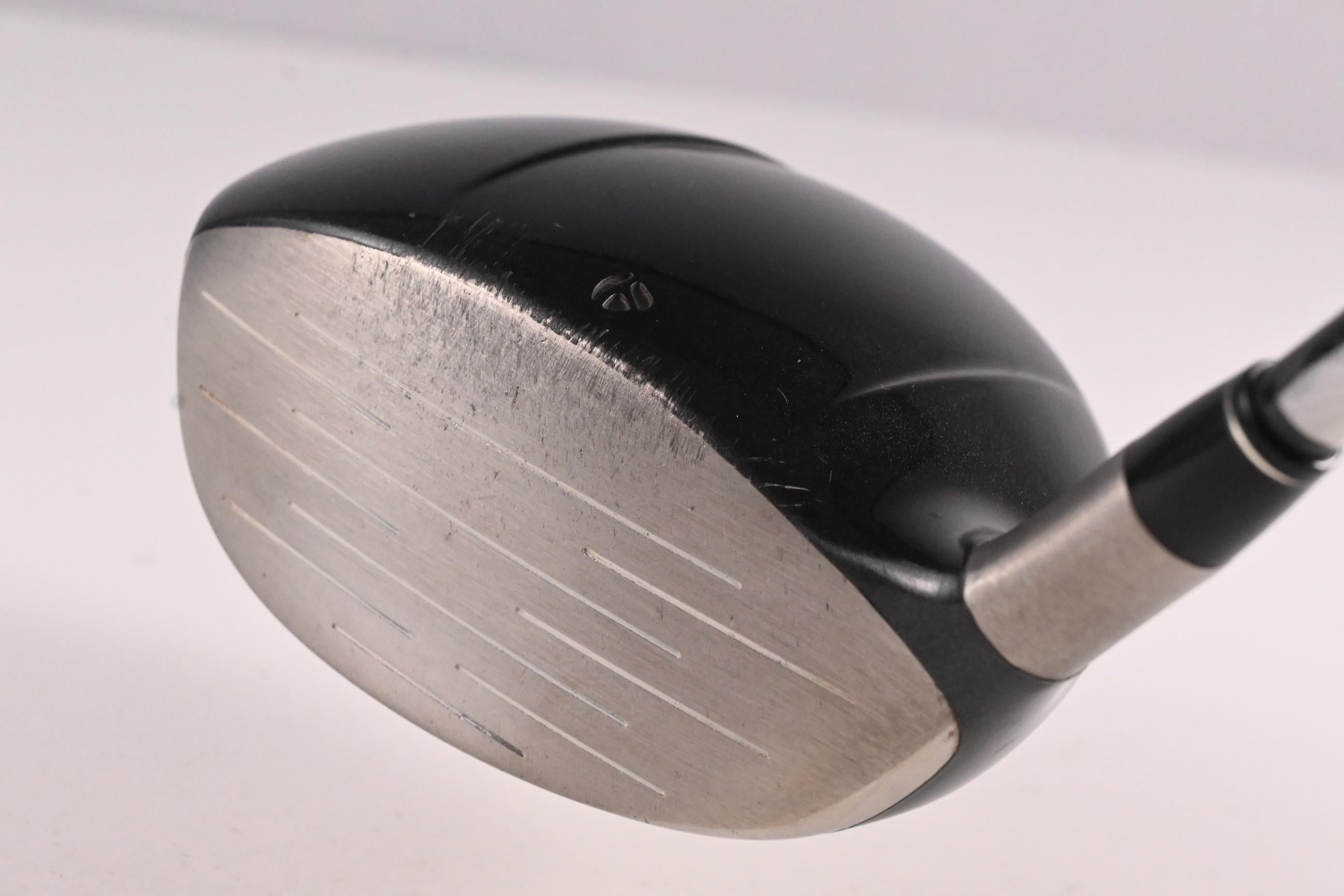 Taylormade 300 Ti Driver / 10.5 Degree / Regular Flex Taylormade 90 Shaft