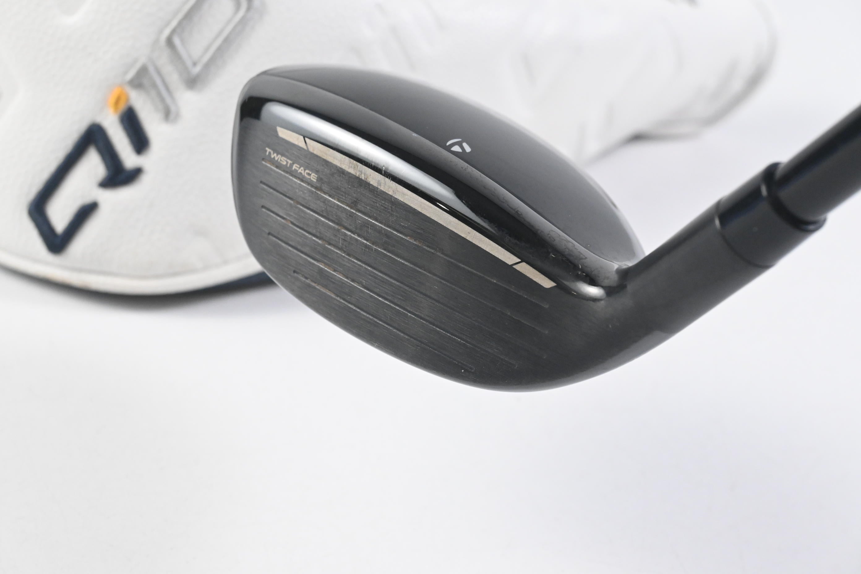 Taylormade Qi10 #4 Hybrid / 22 Degree / Regular Flex Fujikura Ventus TR Blue 6
