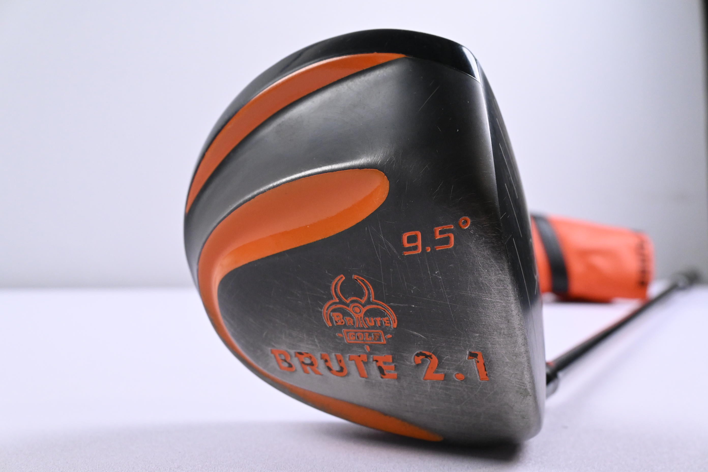 Brute 2.1 Driver / 9.5 Degree / Regular Flex Graphite Shaft