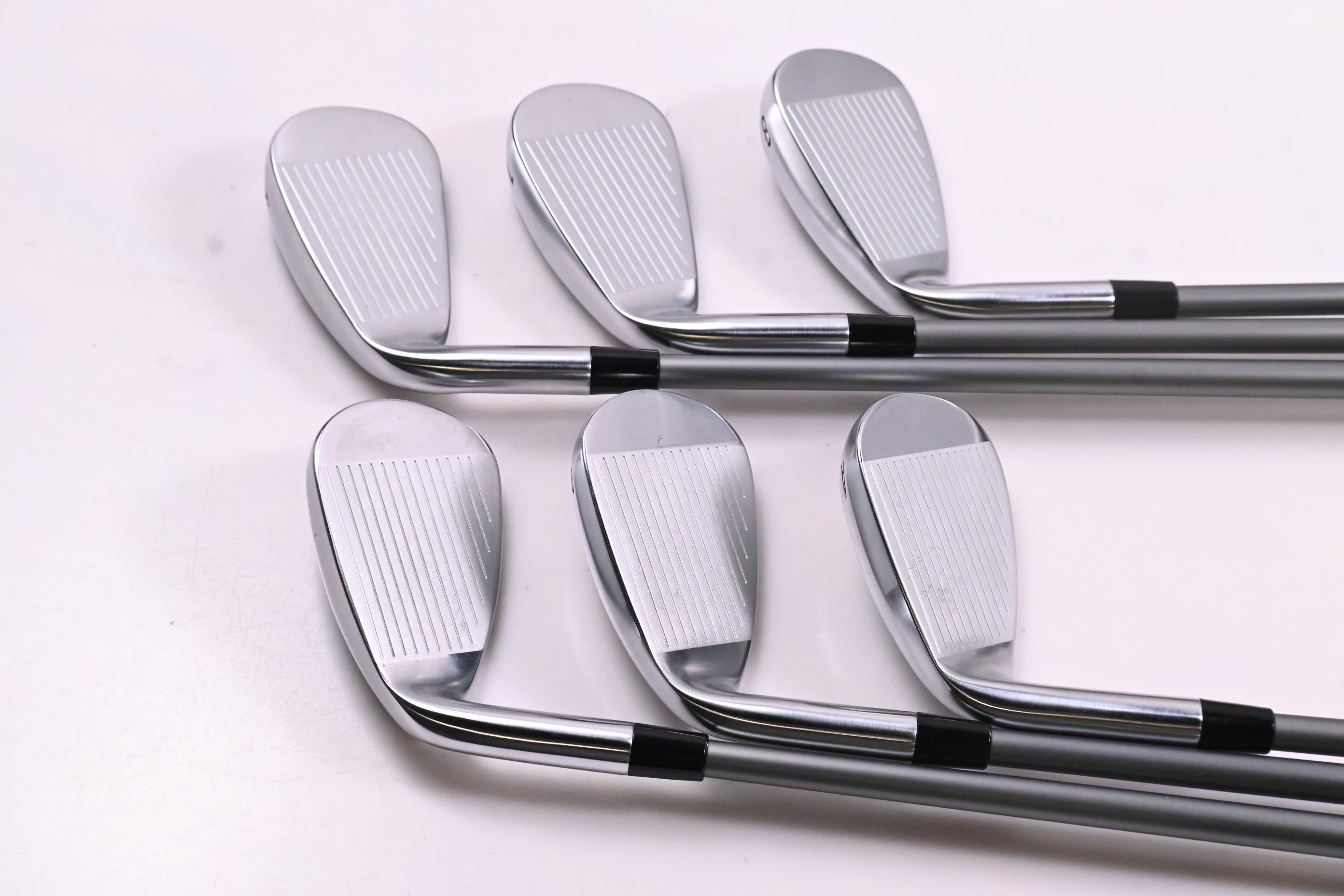 Callaway Quantum Max OS Irons / 6-PW+GW / Regular Flex Denali Frost Silver 60