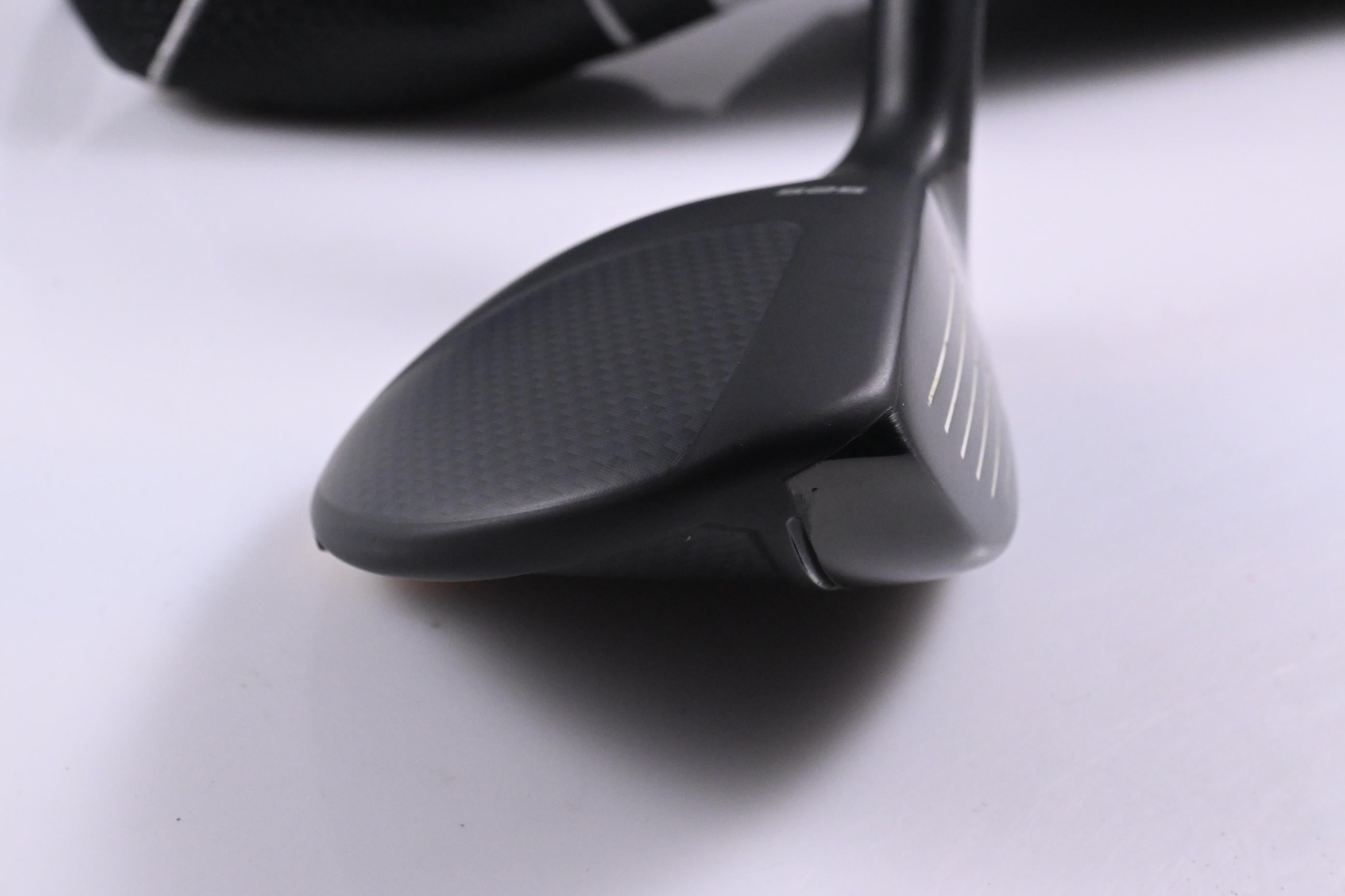 Tour Edge Hot Launch E525 #4 Hybrid / 22 Degree / Regular Flex Helium Nanocore