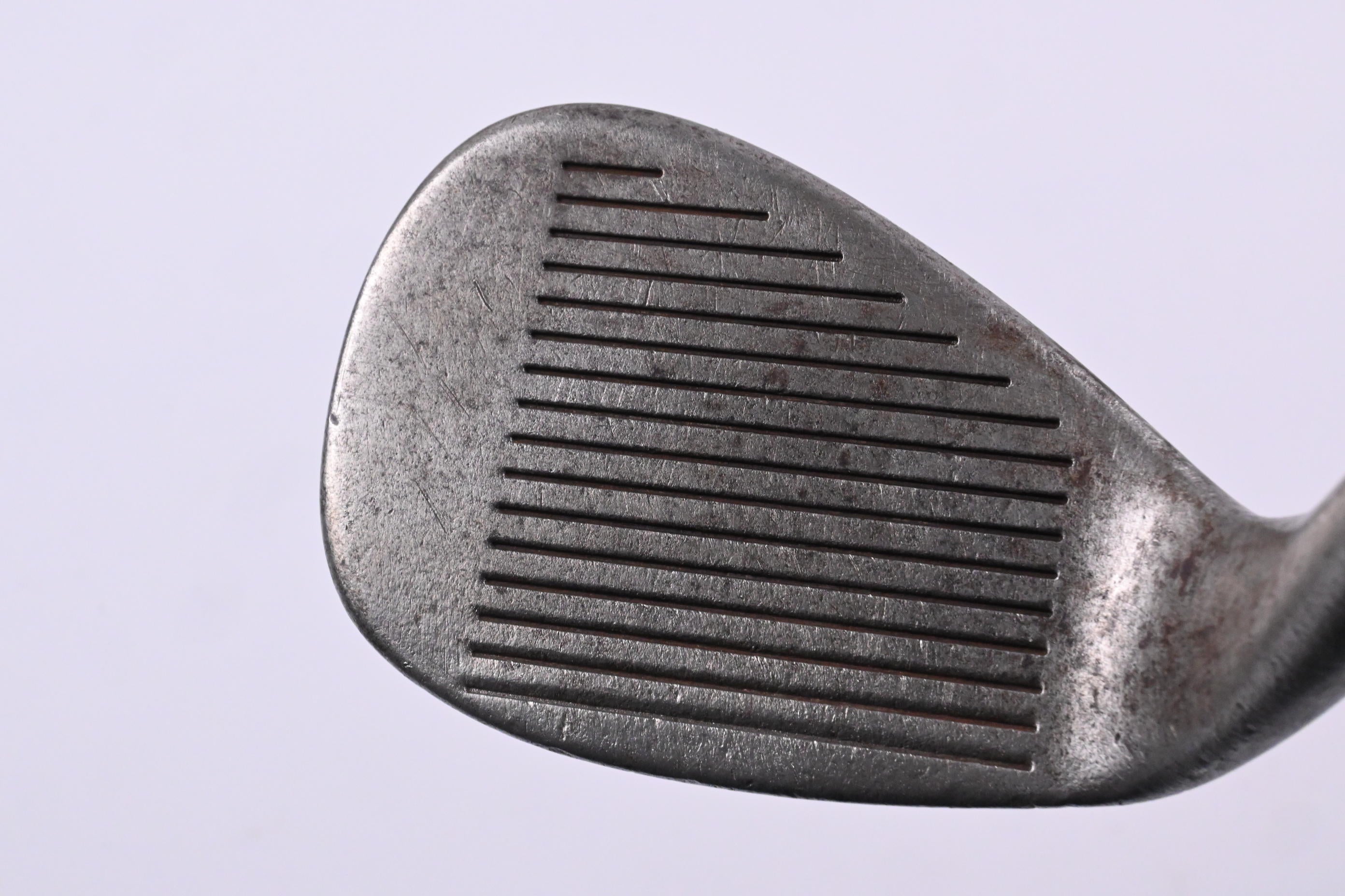Cleveland 588 Tour Action Sand Wedge / 57 Degree / Wedge Flex True Temper Shaft