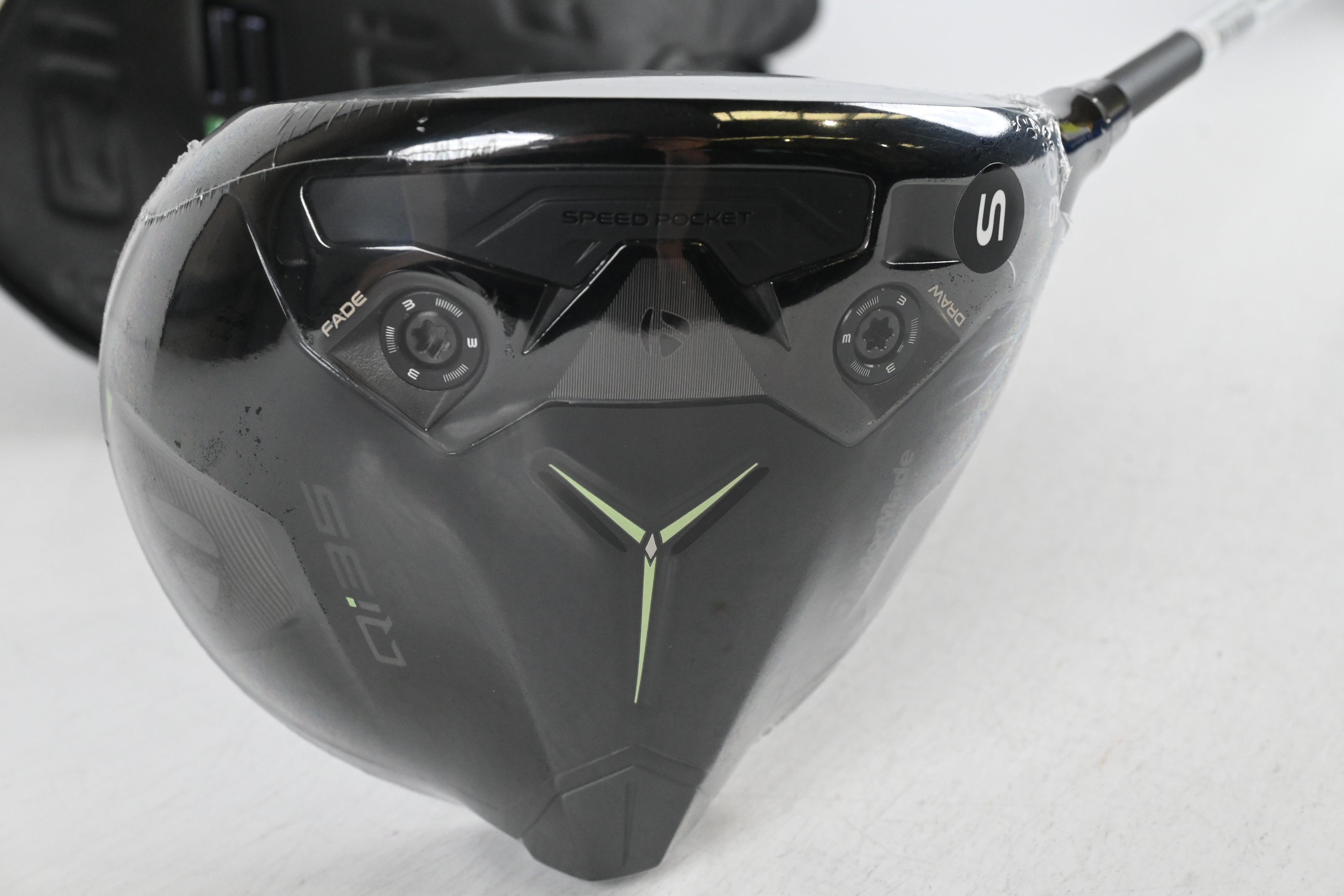 Taylormade Qi35 Designer Series Driver / 9 Degree / Stiff Flex Kai'li Dark Waves