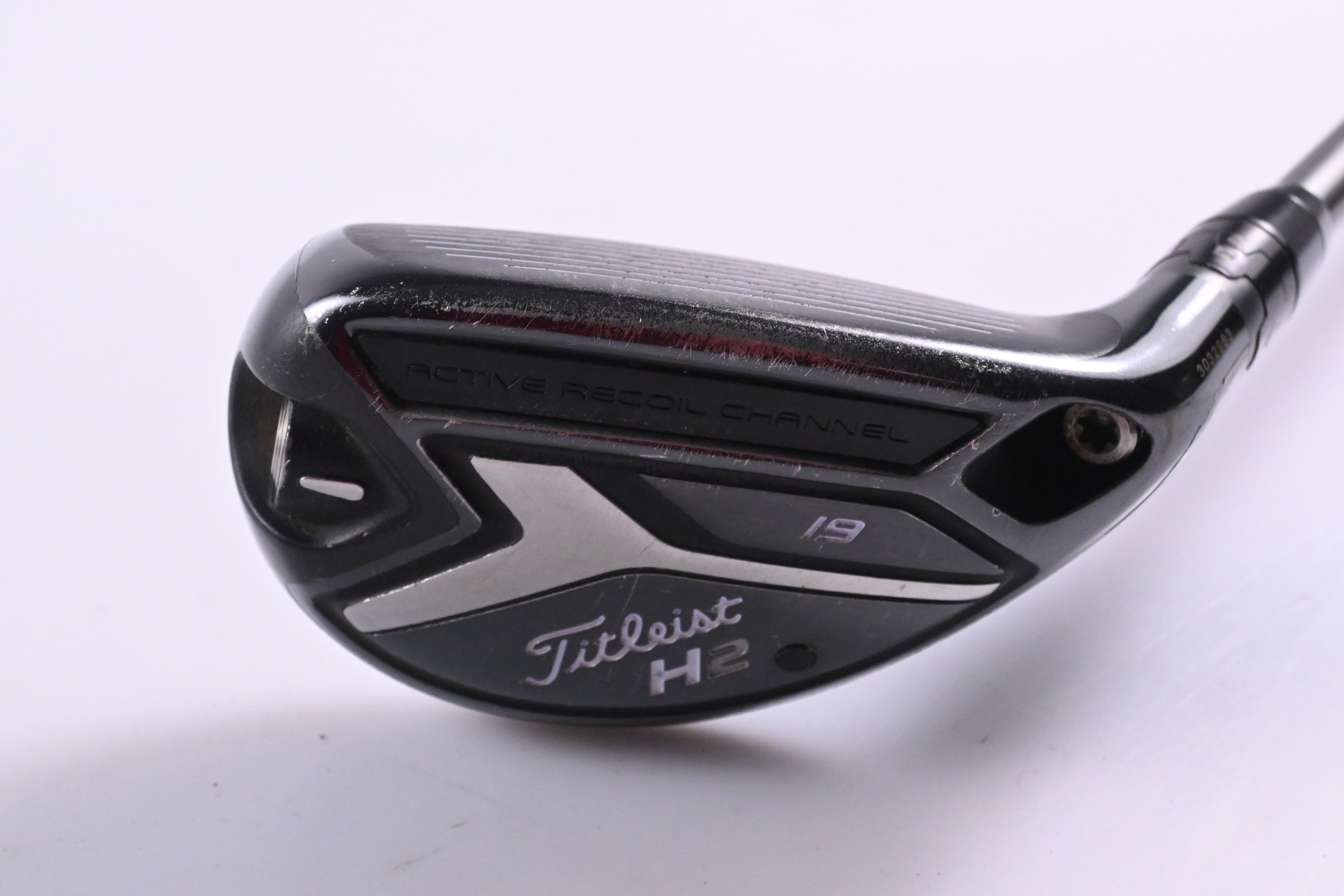 Titleist 818 H2 #3 Hybrid / Stiff Flex Aldila Rogue M.A.X 85 Shaft