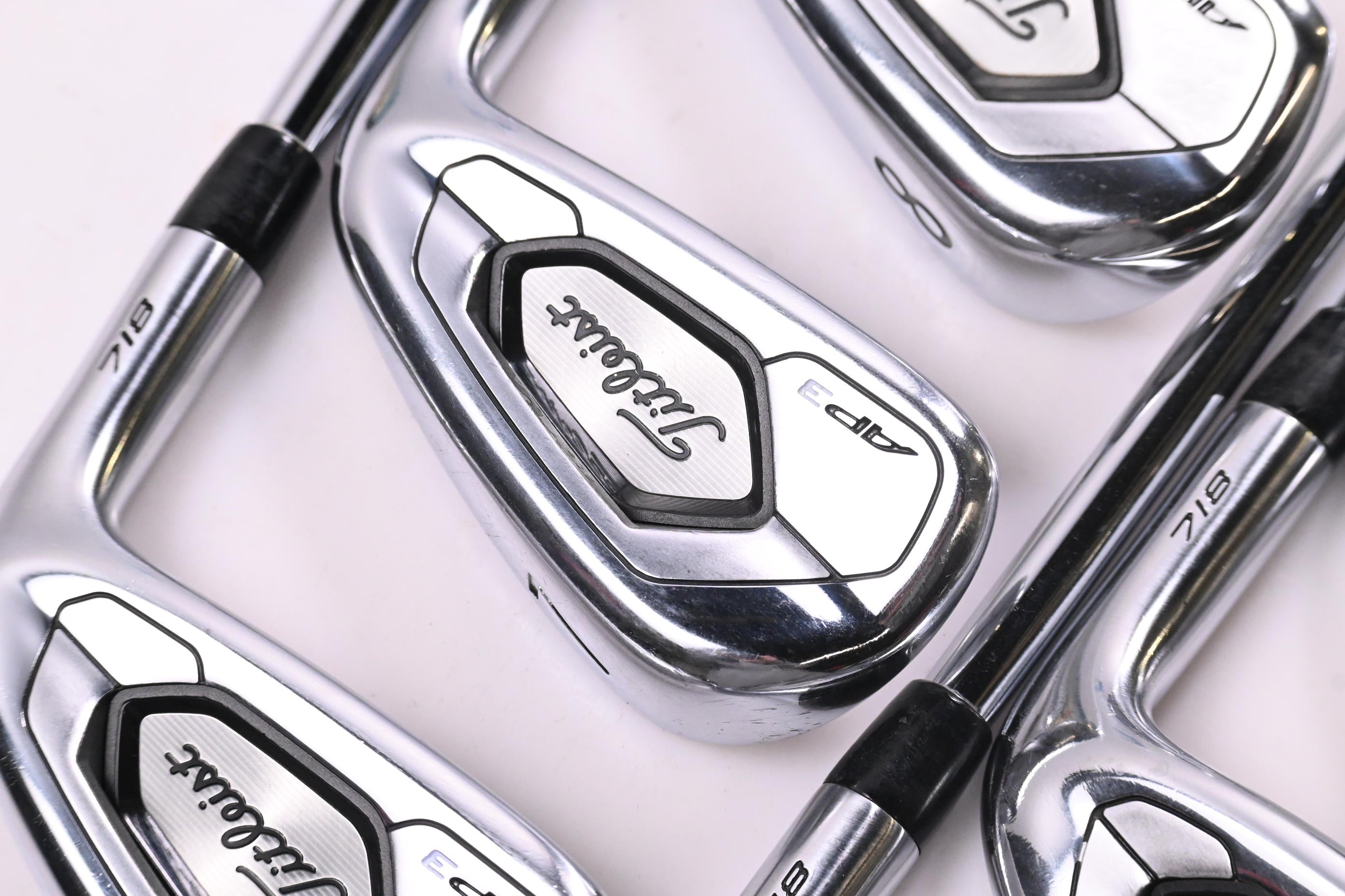 Titleist 718 AP3 Irons / 6-PW+48° / Regular Flex AMT Red R300 Shafts