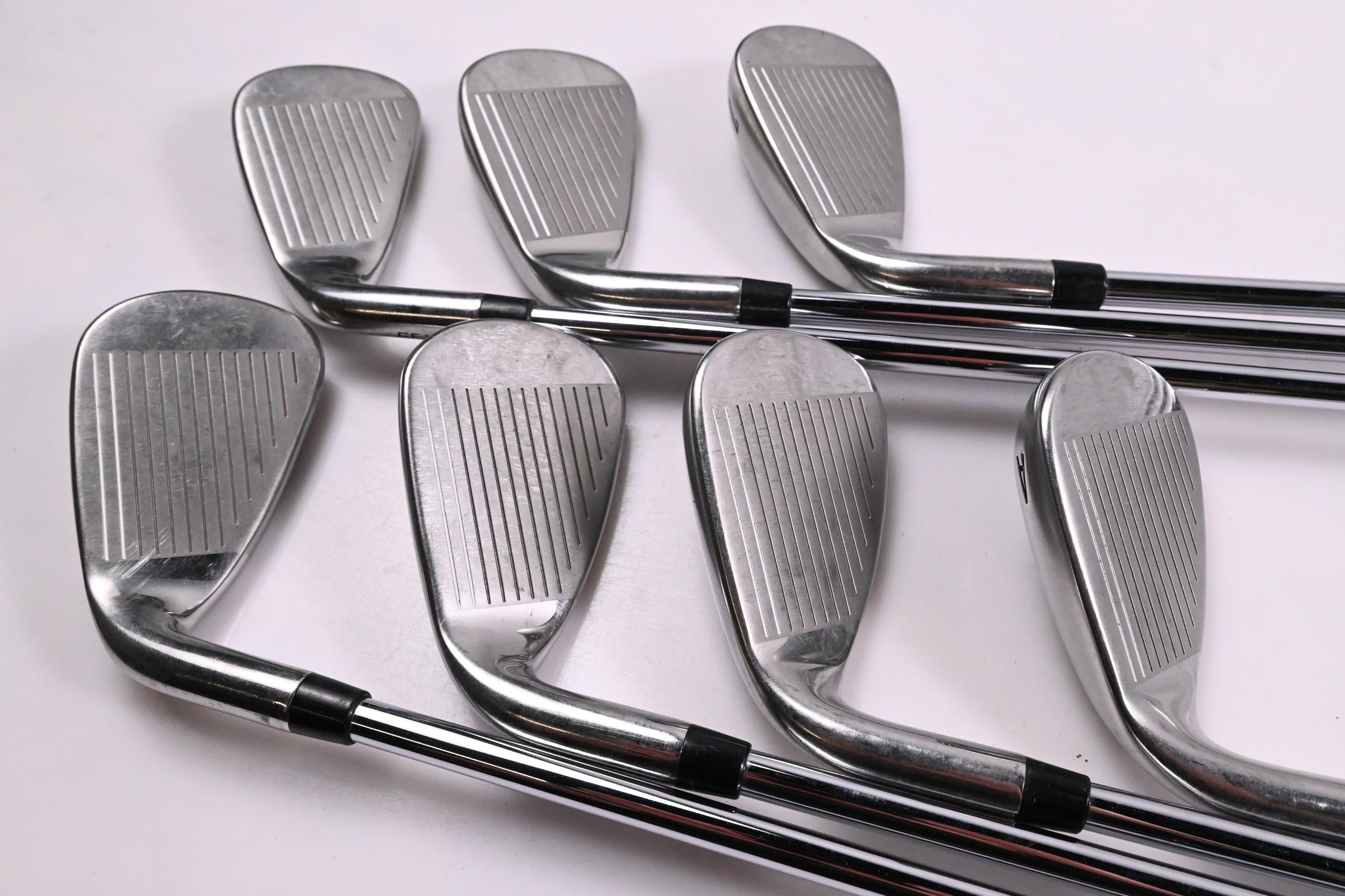 Callaway Rogue Irons / 5-PW+GW / Regular Flex XP 95 R300 Shafts