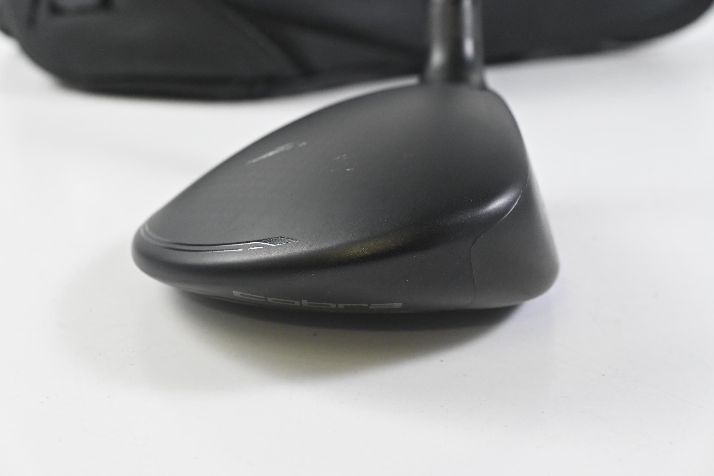 Cobra Darkspeed X #5 Wood / 18 Degree / Stiff Flex UST LIN-Q M40X 6 Shaft